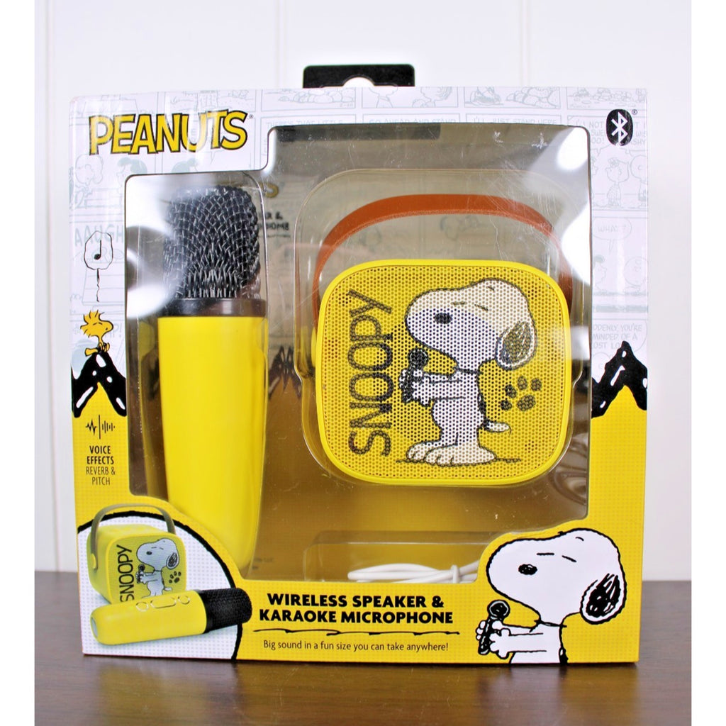 NEW Peanuts Snoopy Wireless Speaker & Karaoke Microphone Set Portable