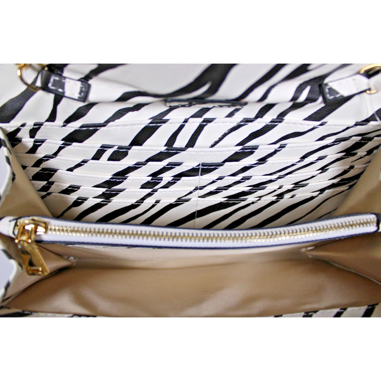 I.N.C. International Concepts Averry Tunnel Small Crossbody ELLIE ZEBRA