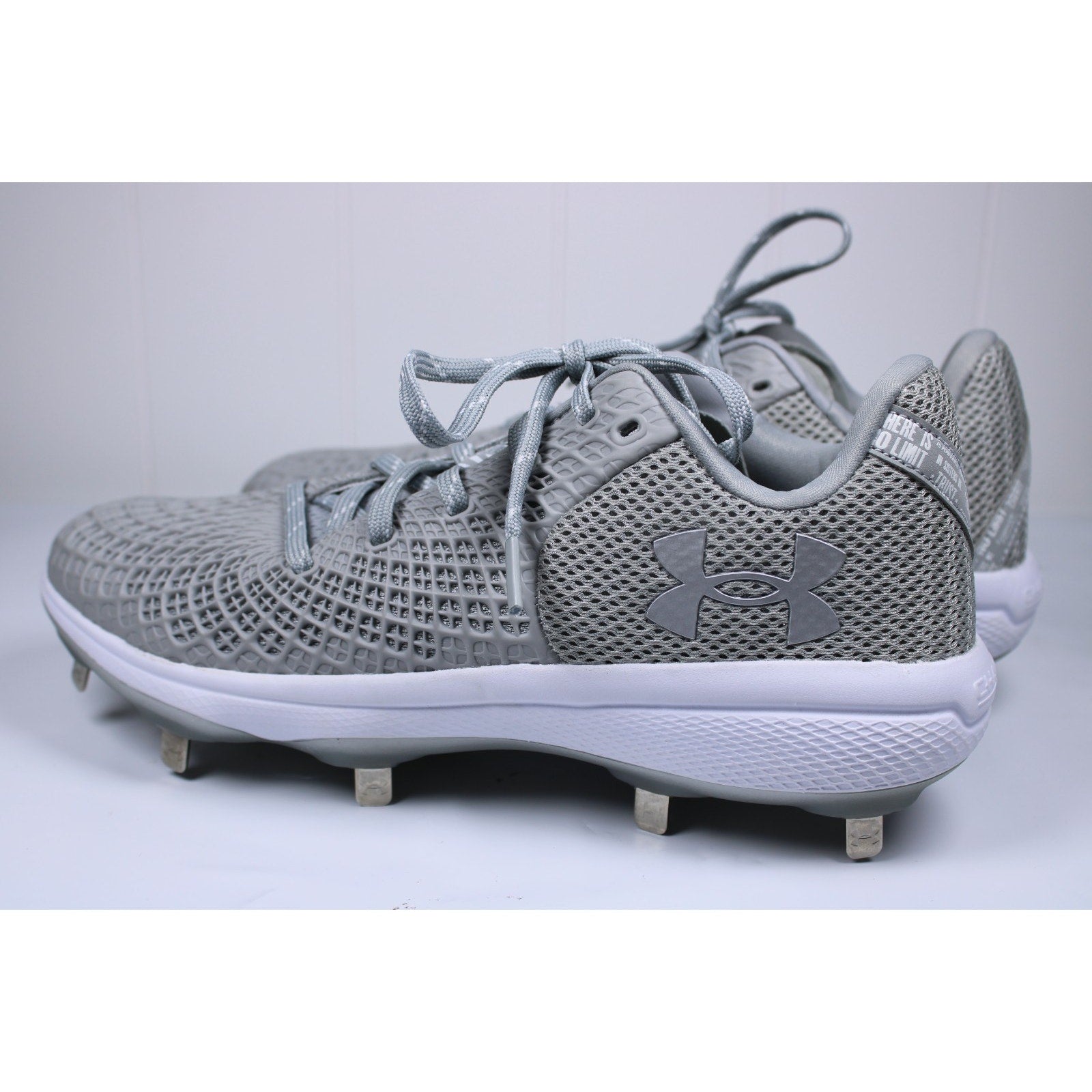 Under Armour Softball Spikes, Womens 11, 4216226973