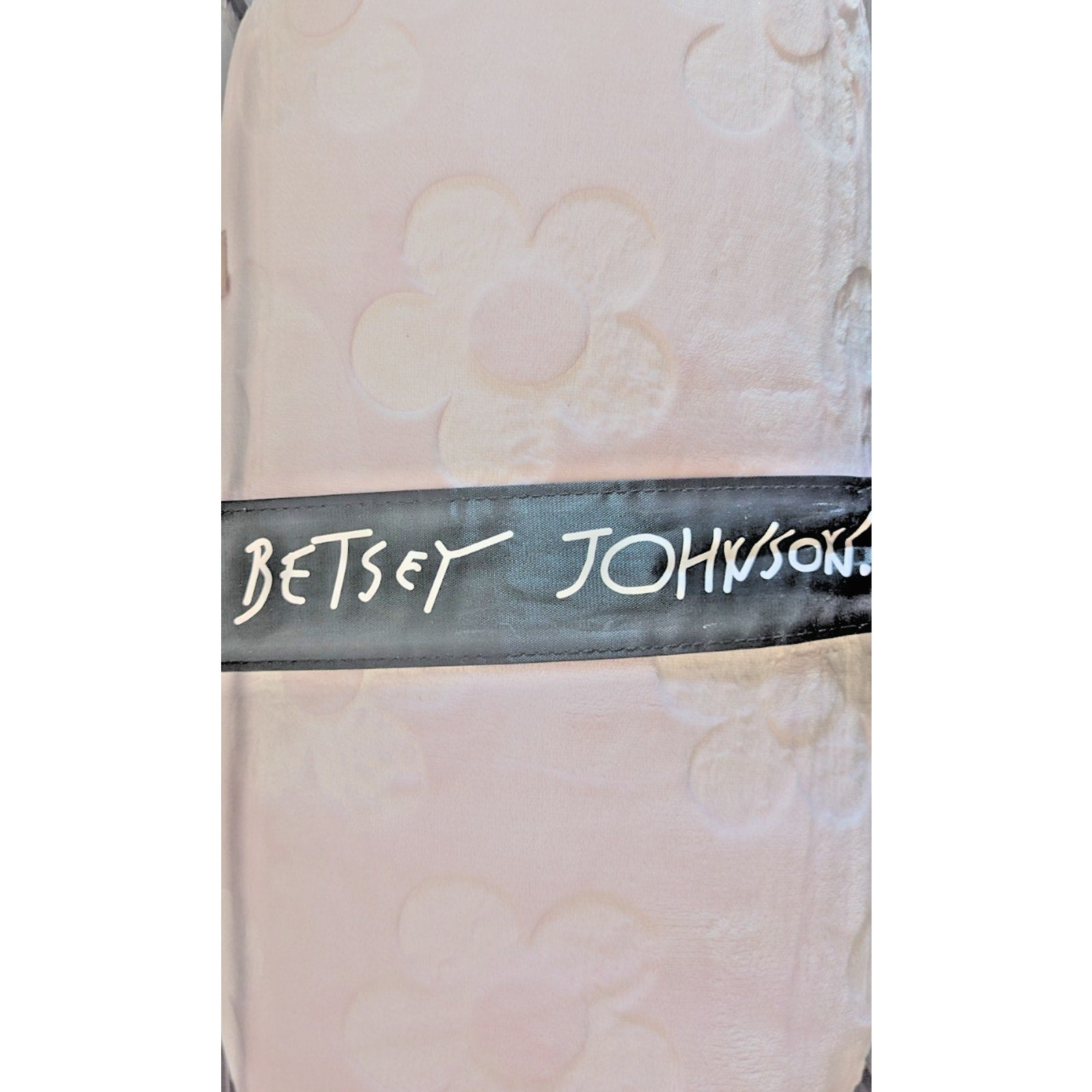 Betsey Johnson QUEEN Pink Flowers Embossed Velour 3 pc Comforter Set