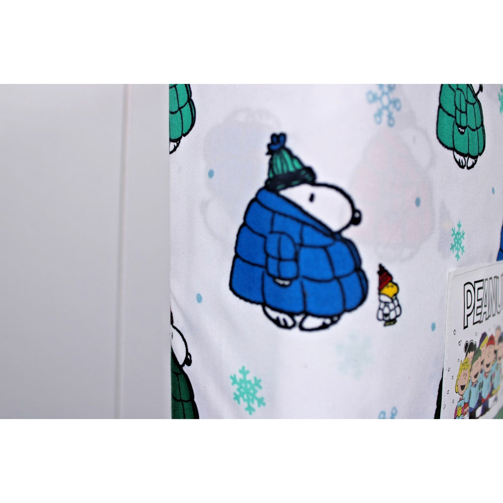 Snoopy Queen Sheet Set White Puffer Jacket Print