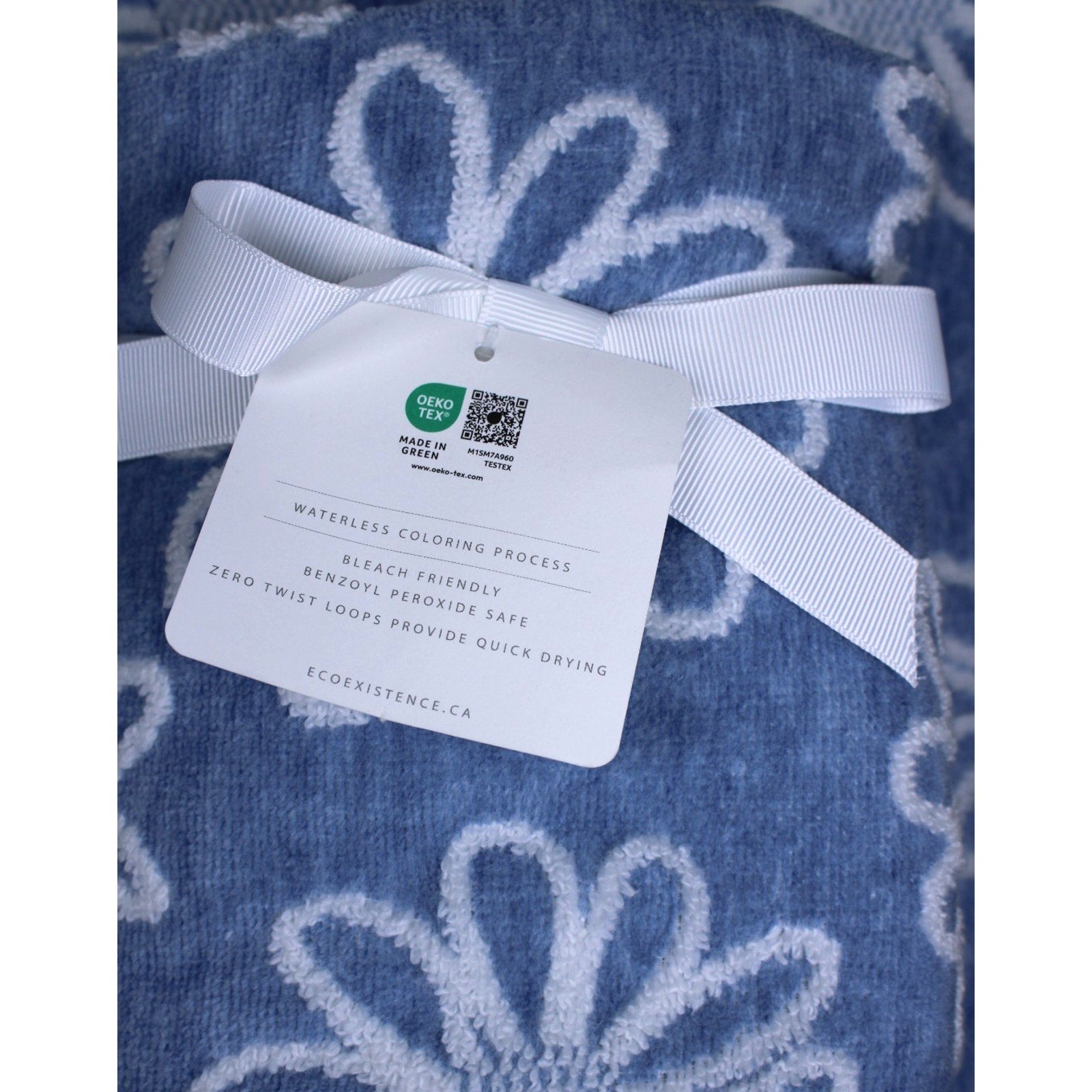 Blue Daisy 4pc. Towel Set - 2 Hand 2 Bath, Ecoexistence-Reversible Quick Dry