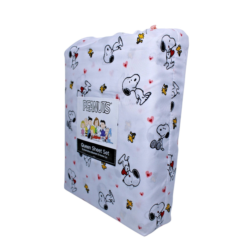 Peanuts Snoopy Queen 4pc Sheet Set By Berkshire Heart Valentines Woodstock NEW