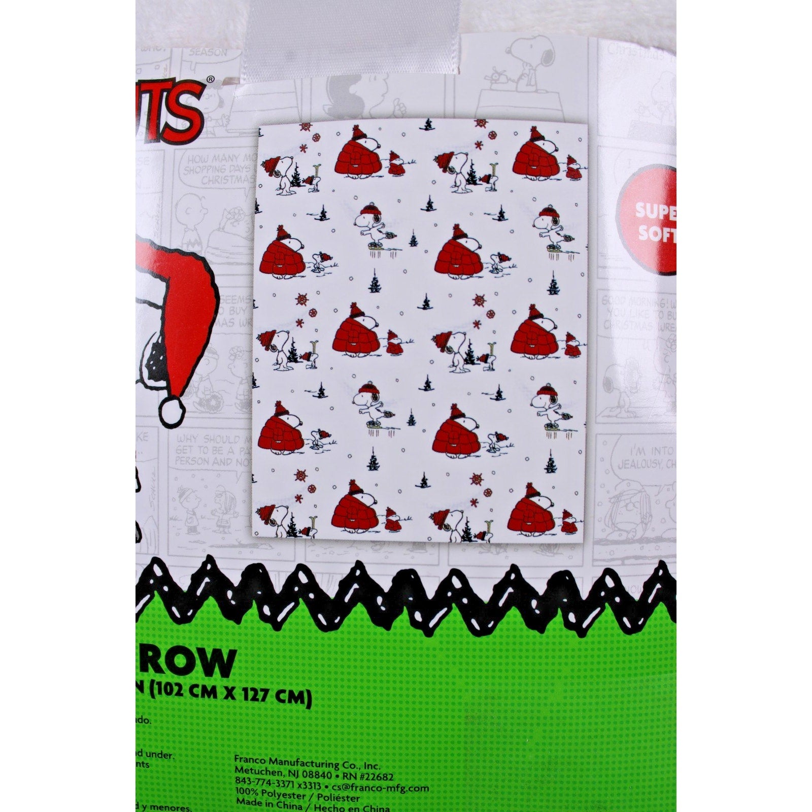 Peanuts Plush Pillow & Throw Set Snoopy in PJ's & Red Puffer Jacket 40x50Blanket