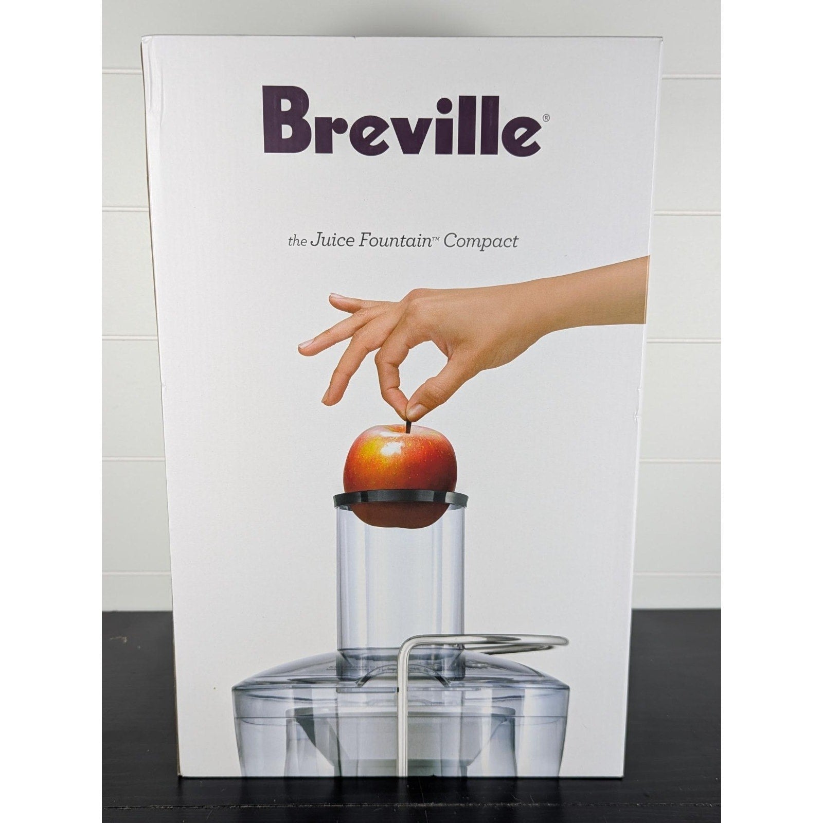 Breville The Juice Fountain Compact Model BJE200XL - NEW IN BOX
