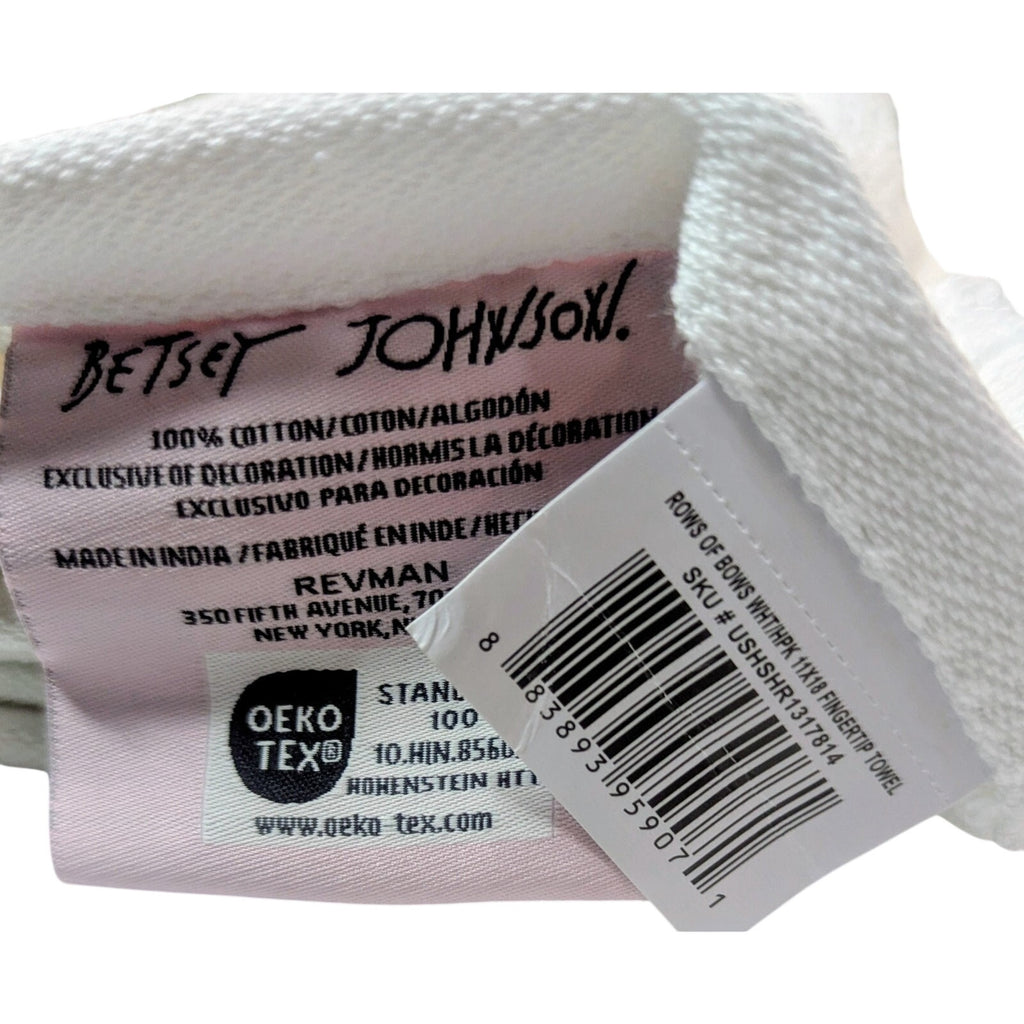 Betsey Johnson 2 Pk Fingertip Towels 11"x18" Pink Bows on White 100% Cotton