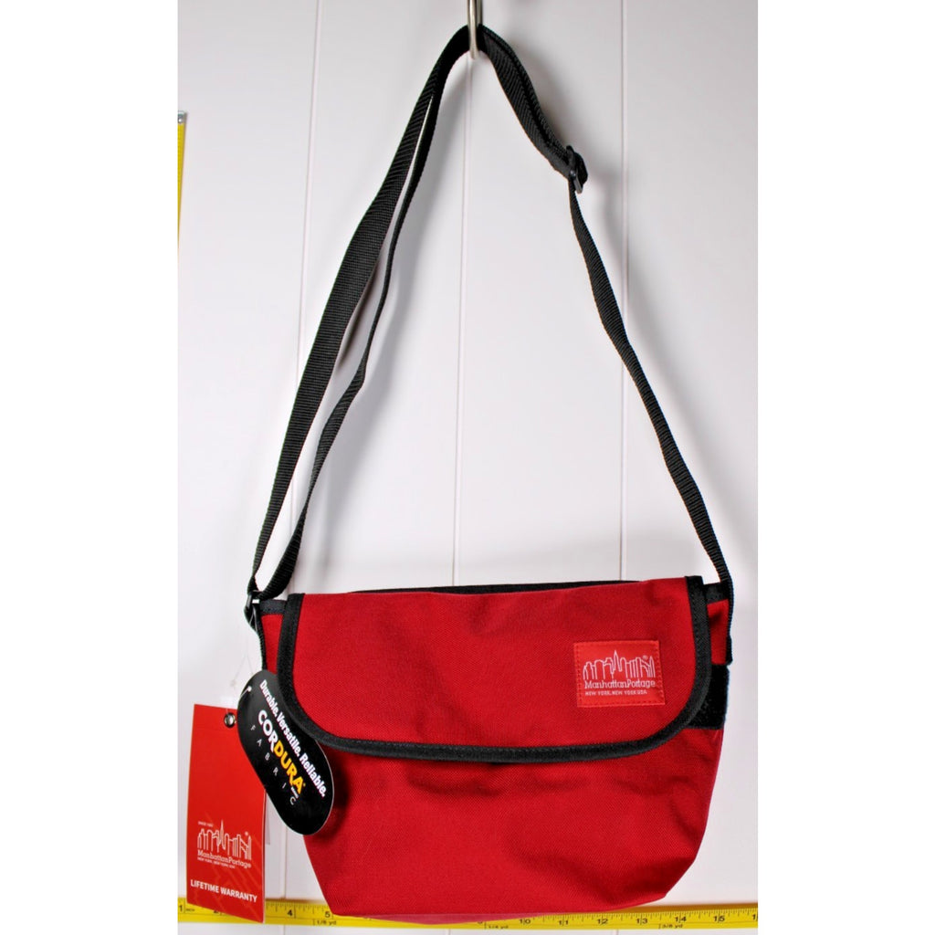 Manhattan Portage Messenger Bag Hook-and-Loop Closure Zip Pocket RED