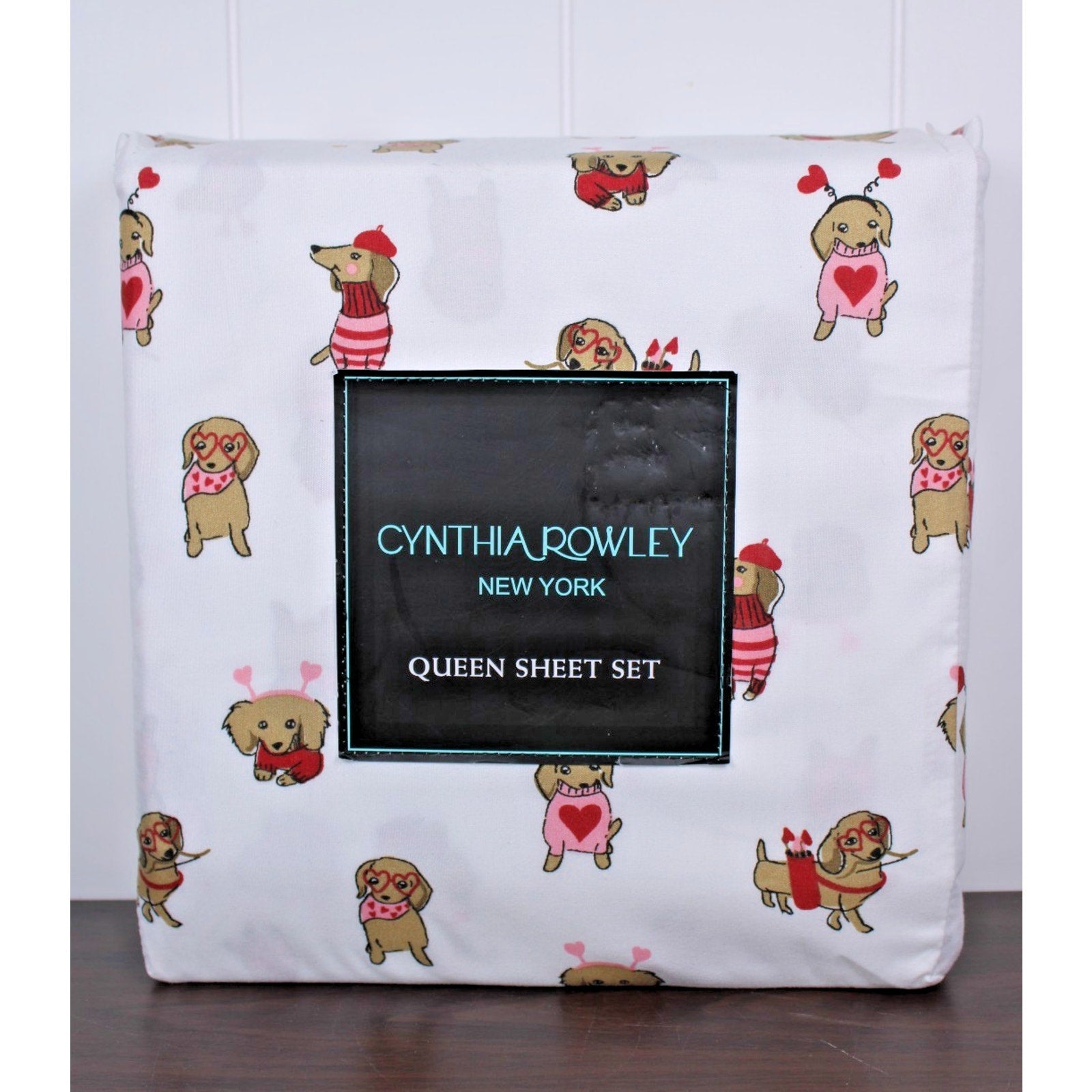 CYNTHIA ROWLEY Queen Sheet Set Weenie Dogs Valentines Hearts DACHSHUND