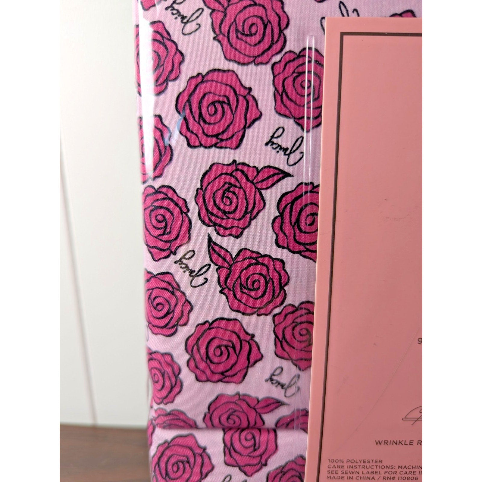 Juicy Couture Queen 6 Piece Sheet Set - Juicy Logo with Pink Roses