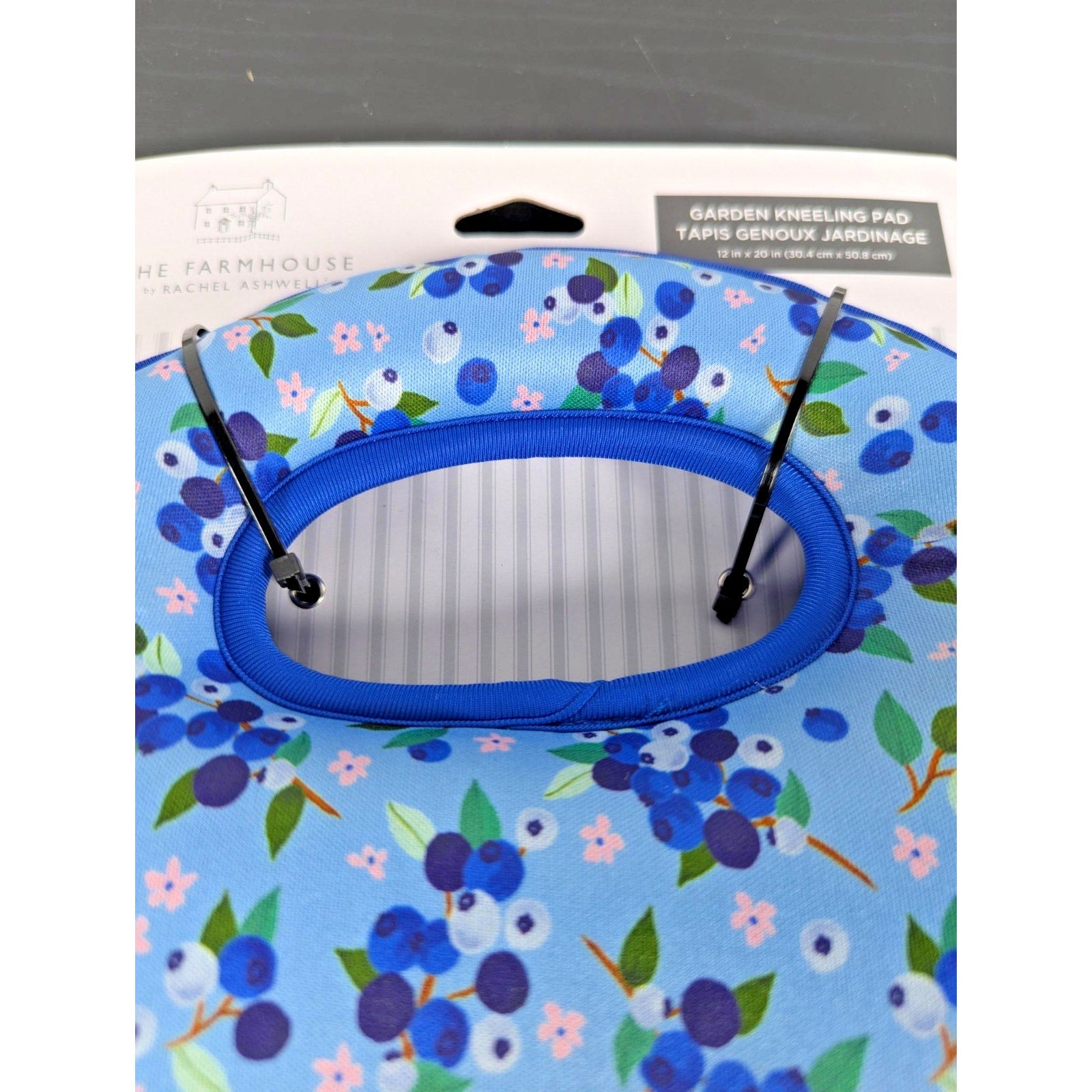 RACHEL ASHWELL GARDEN KNEELER PAD, Blueberries, Flowers