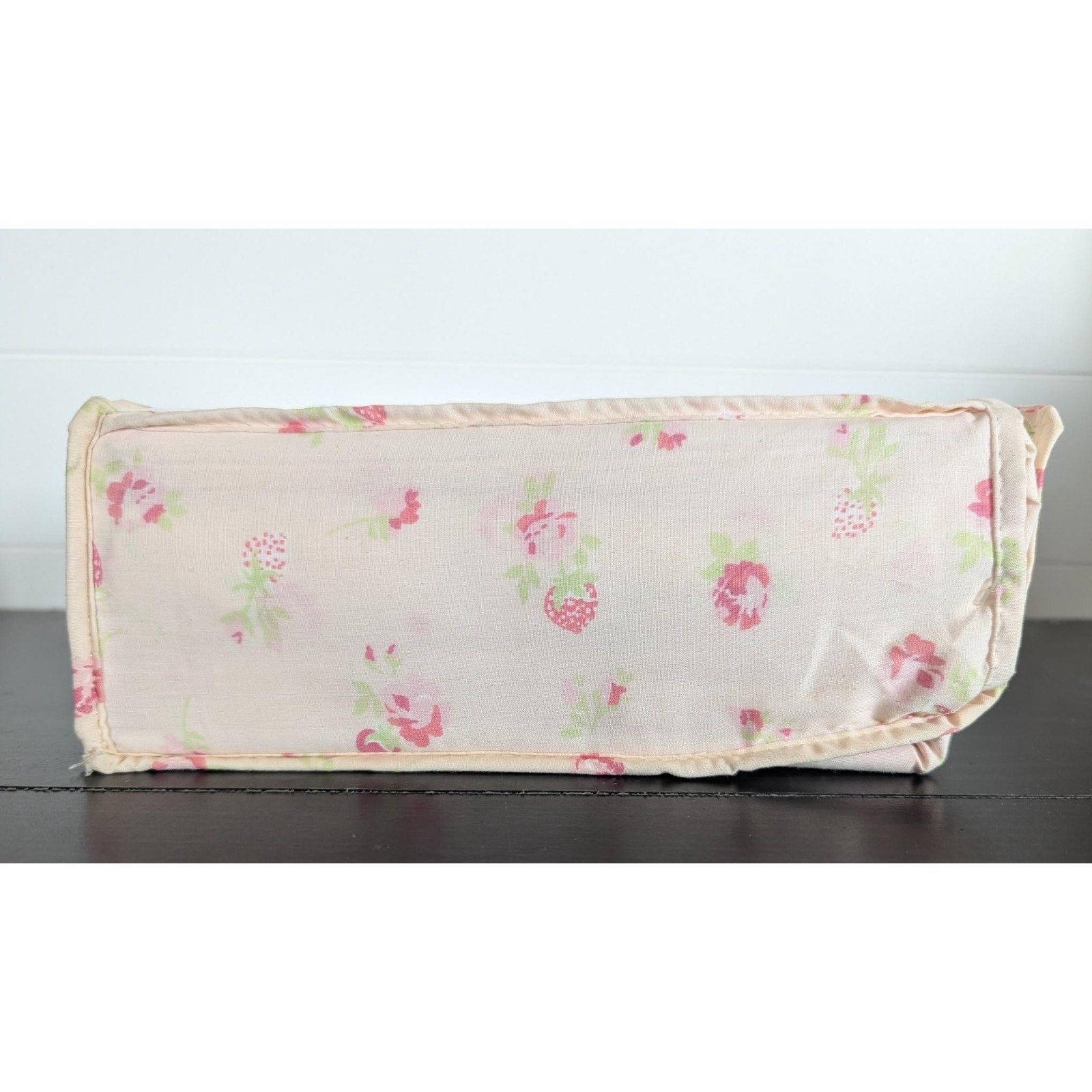 THE FARMHOUSE Rachel Ashwell FULL Pale Pink w/Strawberries & Flowers Sheet Set