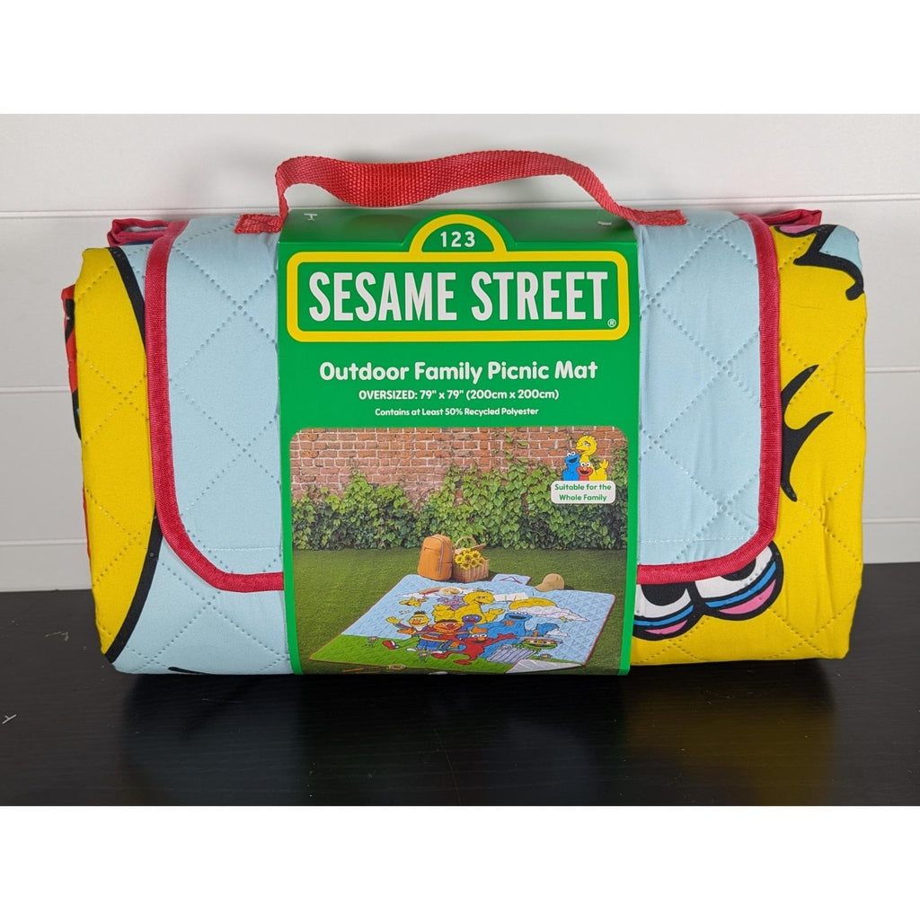 ELMO SESAME STREET OUTDOOR FAMILY PICINIC MAT BLANKET 79" X 79" Friends
