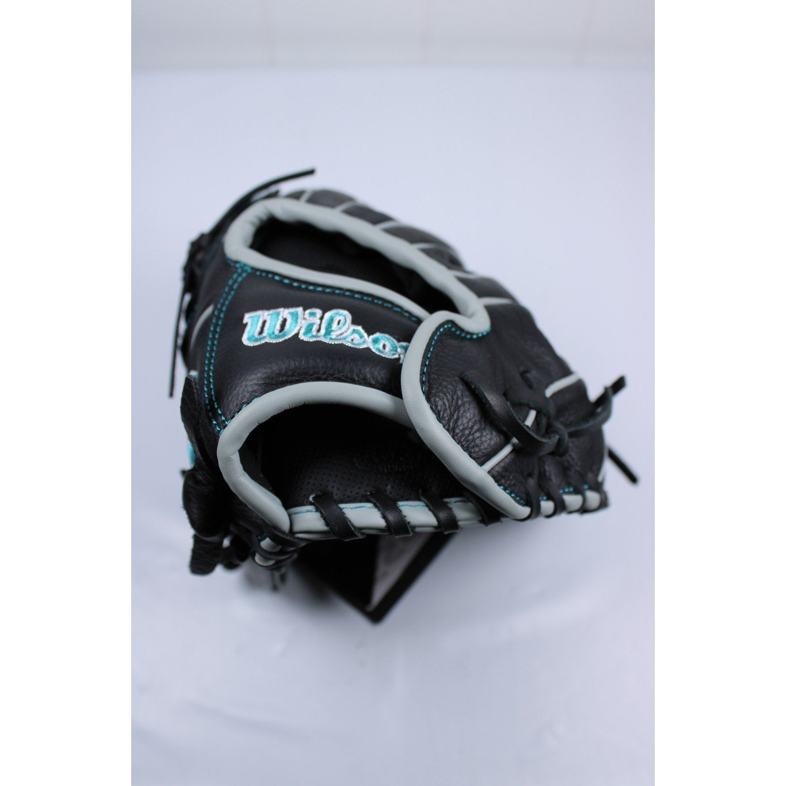 Wilson A500 Left Handed Throw 12” Baseball Glove