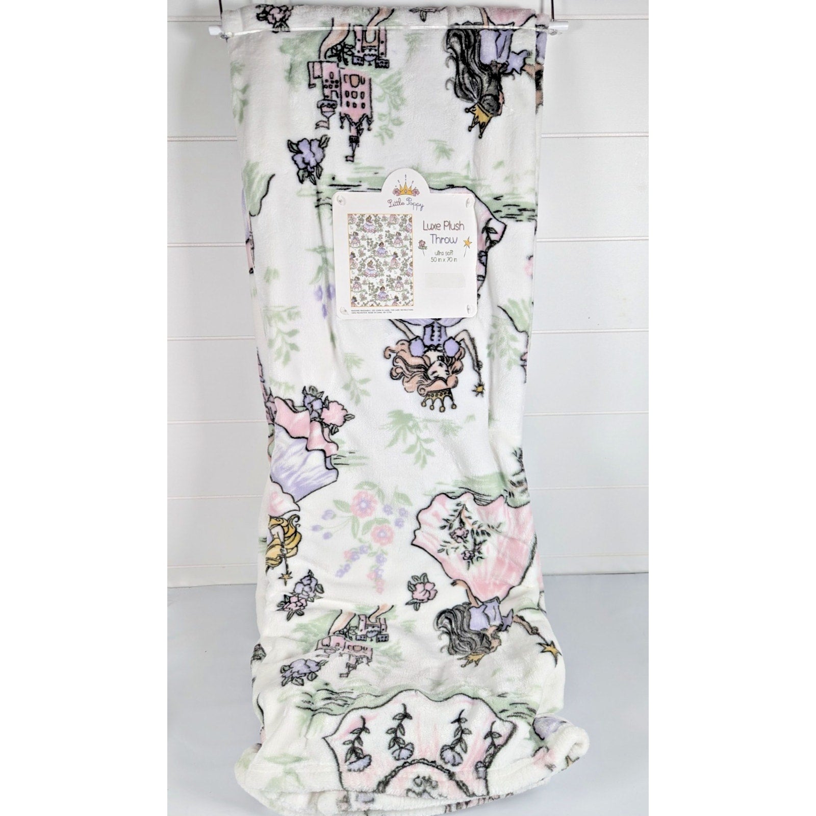 Little Poppy Luxe Plush Throw 50"x70" Princess, Castle, Floral Ultra Soft, NEW