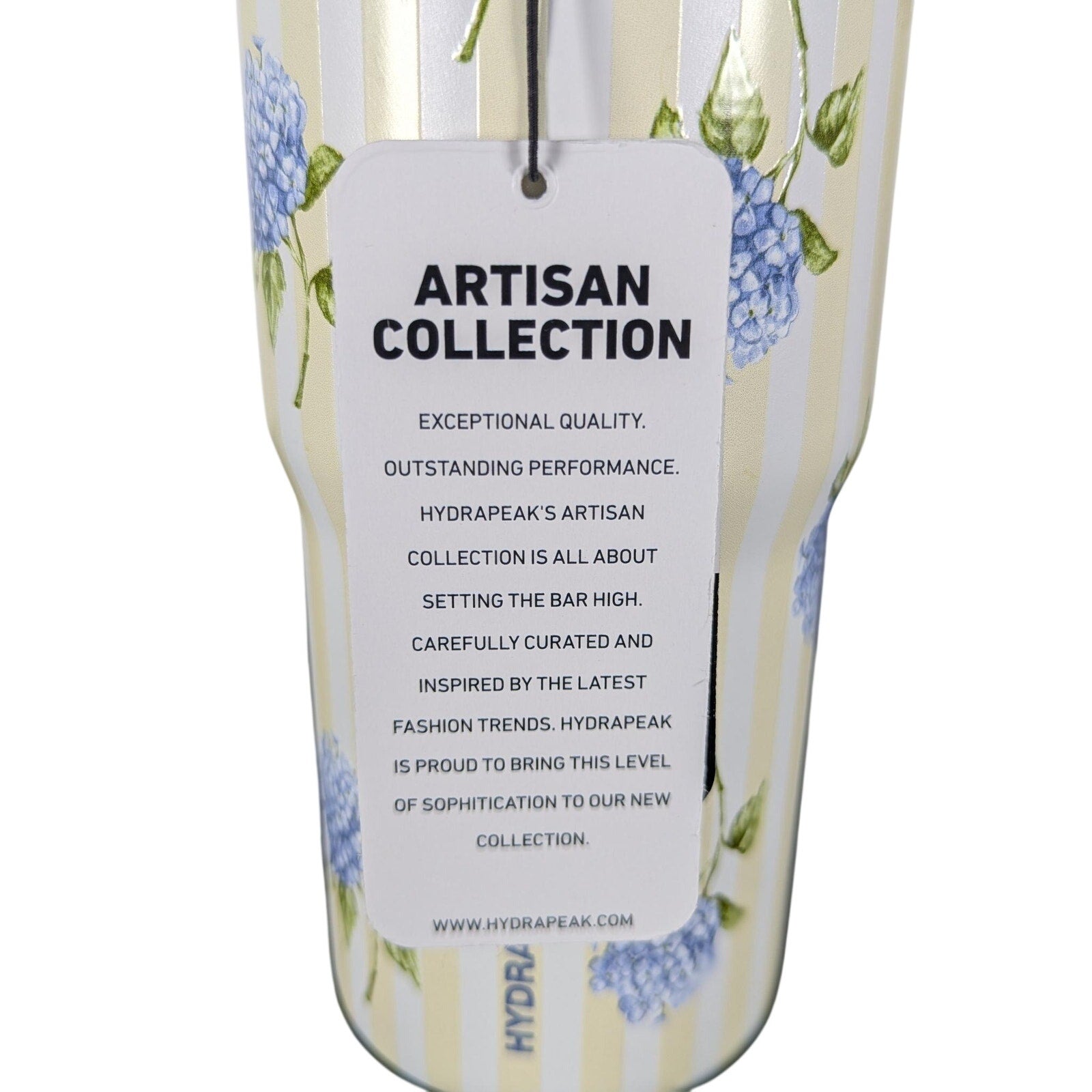 Hydrapeak Nomad 32oz Tumbler Artisan Collection, Snow Floral