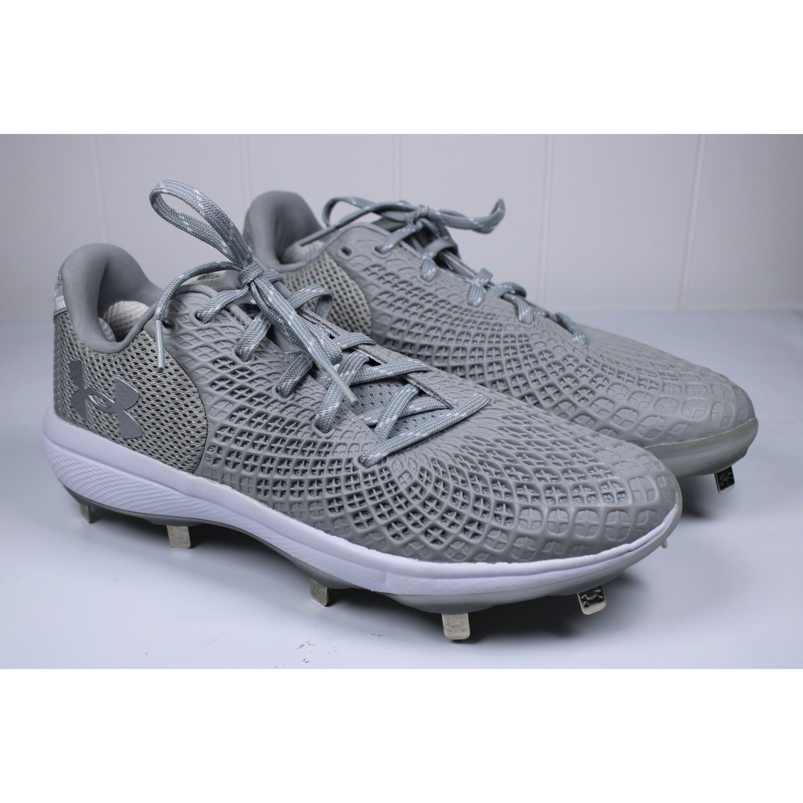 Under Armour Softball Spikes, Womens 11, 4216226973