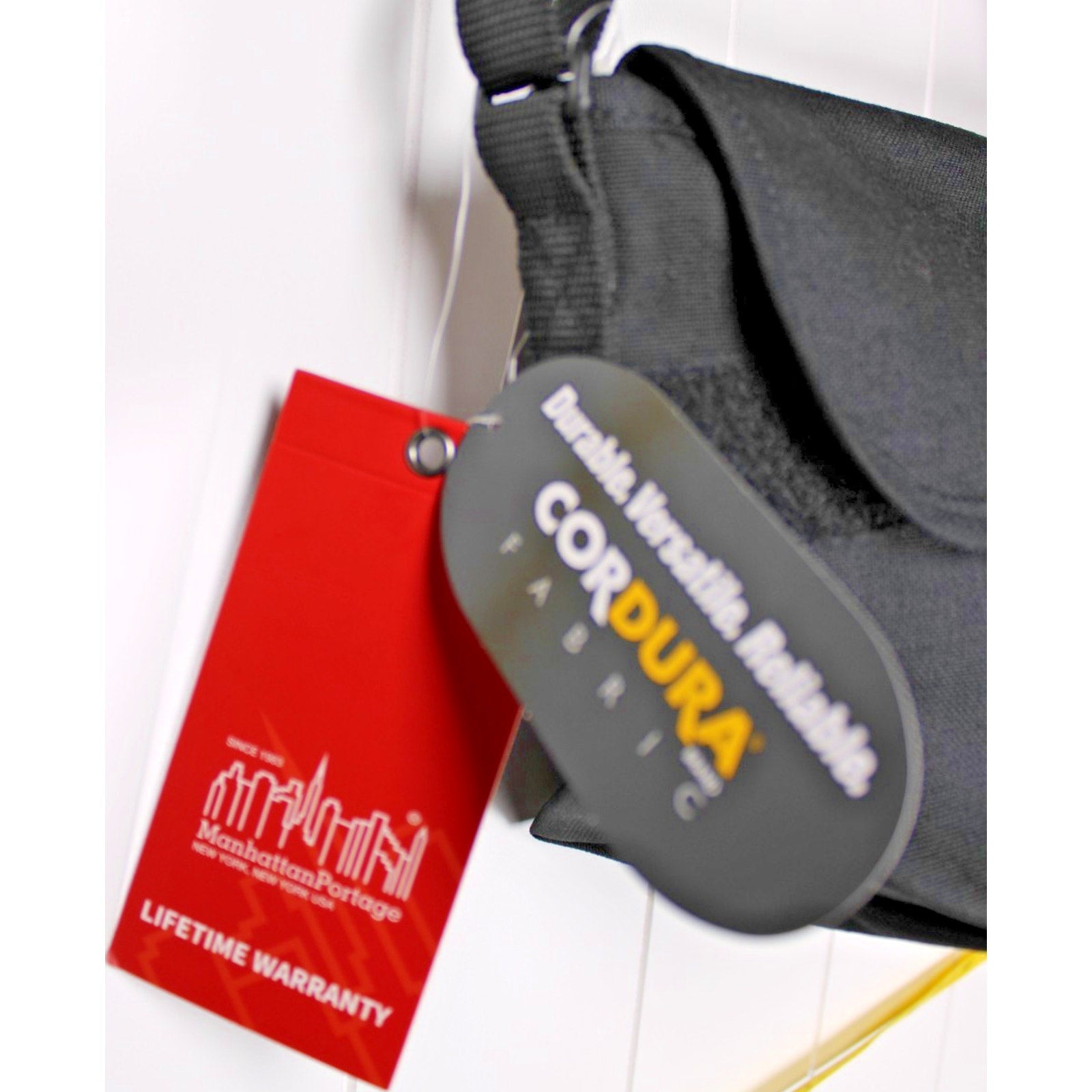 Manhattan Portage Messenger Bag Hook-and-Loop Closure Zip Pocket BLACK