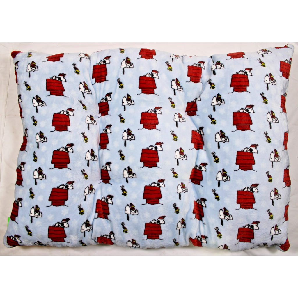 PEANUTS Santa SNOOPY WOODSTOCK doghouse 39"x26"x5" Christmas Lg Dog Cat Pet Bed