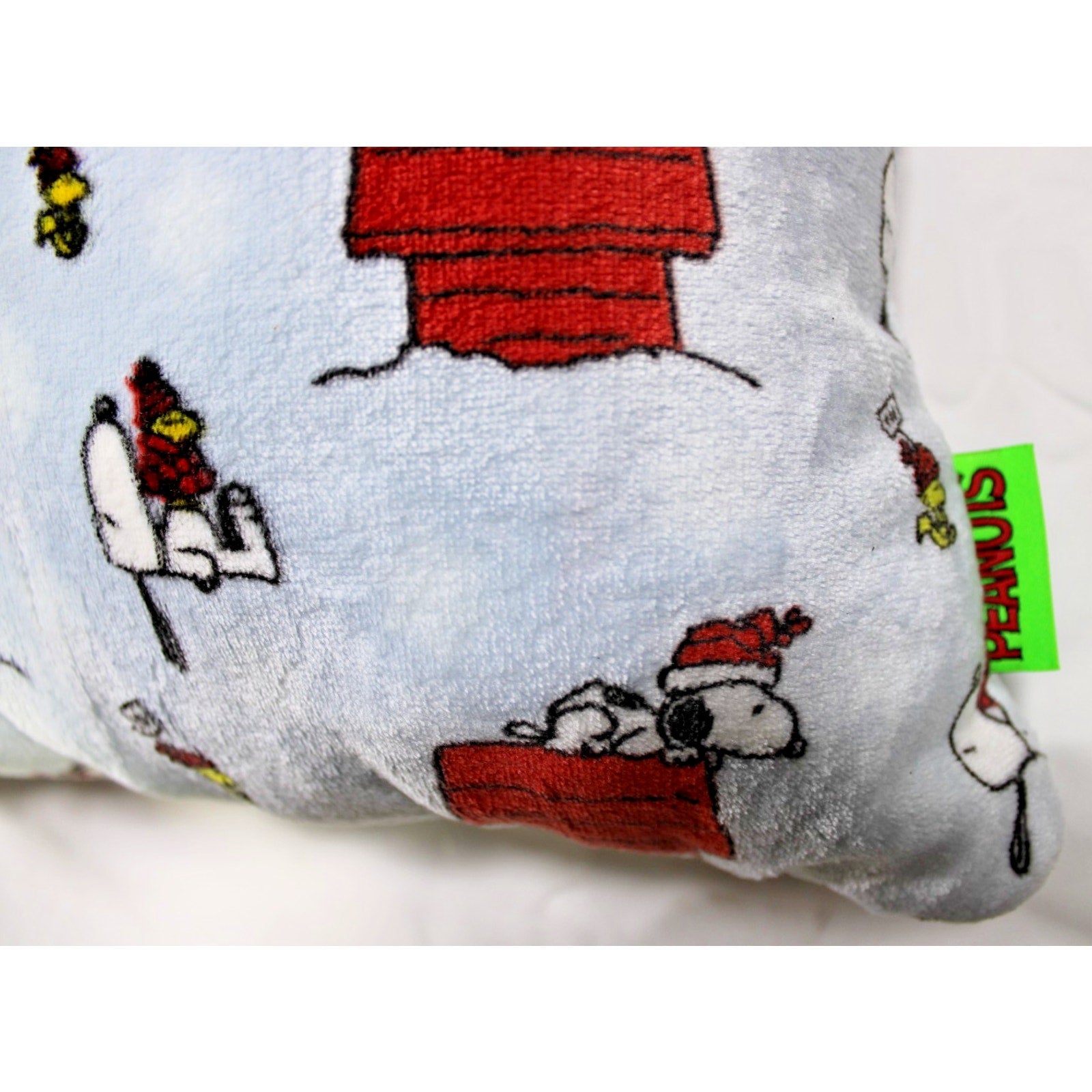 PEANUTS Santa SNOOPY WOODSTOCK doghouse 39"x26"x5" Christmas Lg Dog Cat Pet Bed