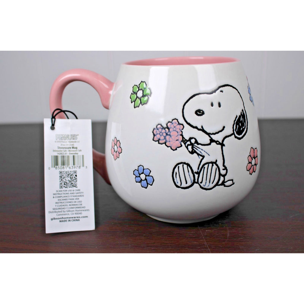 PEANUTS Snoopy FLOWERS Gibson Homeware 20oz Coffee Mug, Hot or Cold