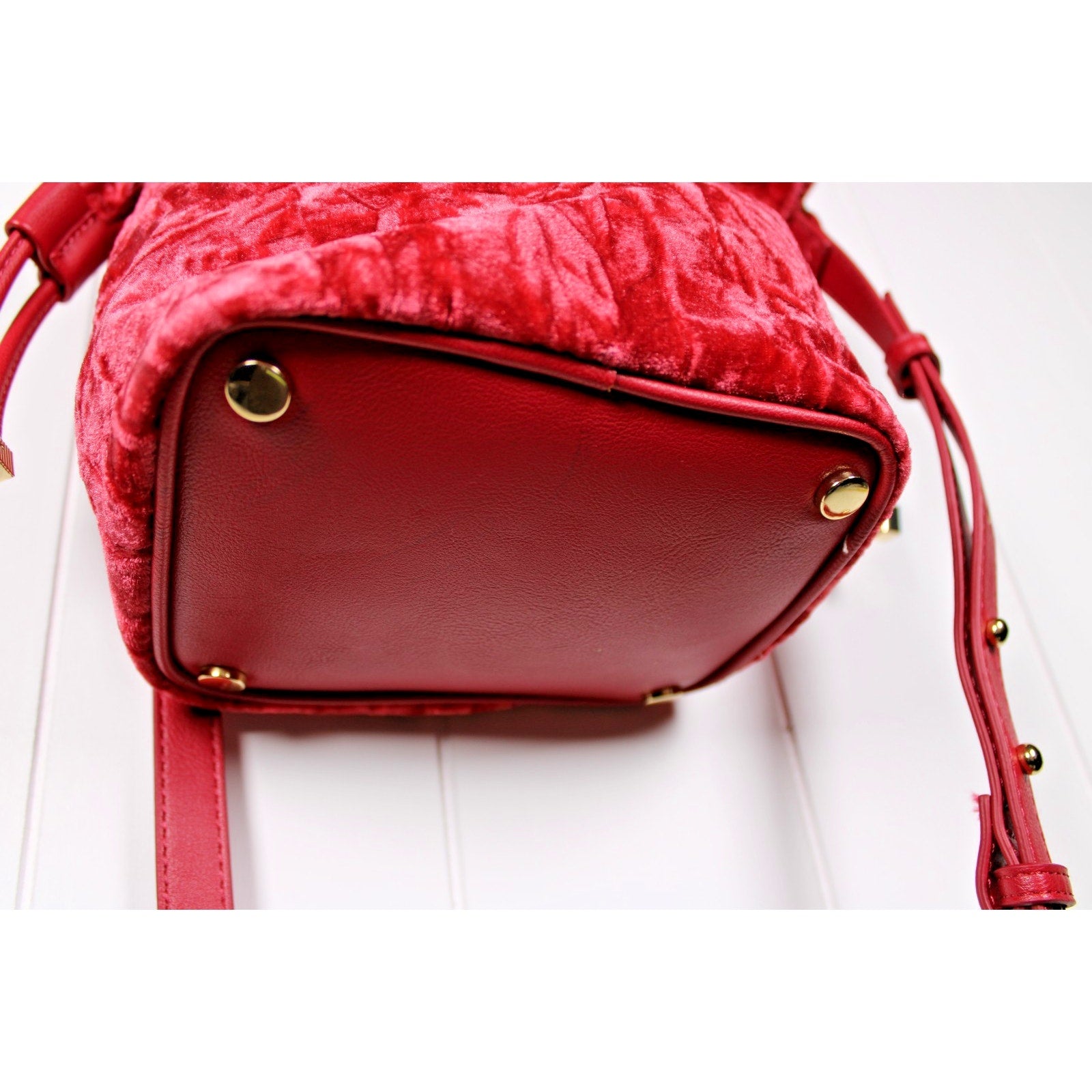 INC International Concepts Meliss velvety bucket crossbody bag - RED PEPPER