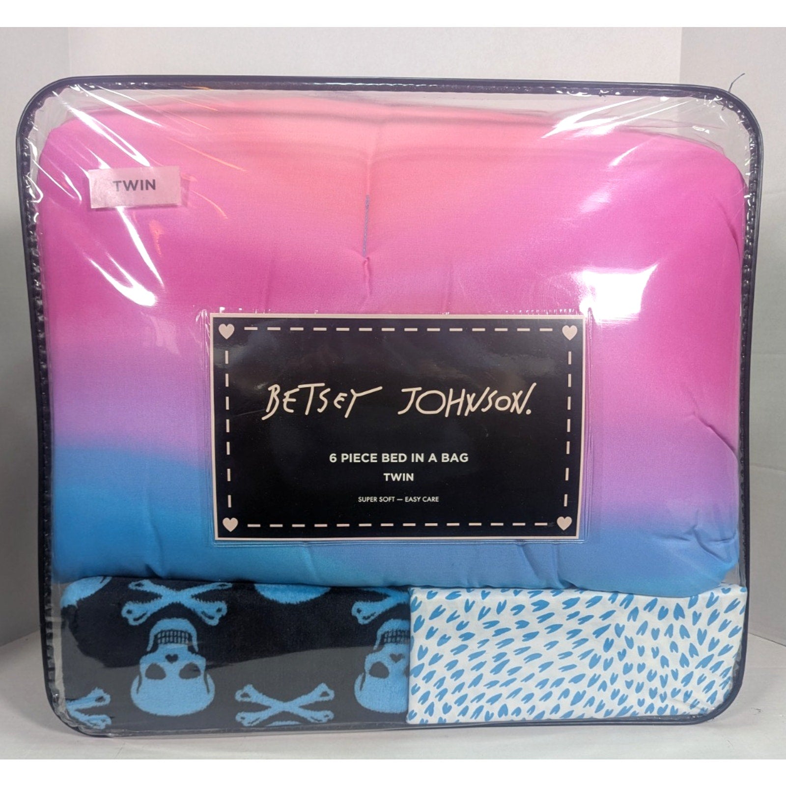 NEW Betsey Johnson 6-Piece TWIN Comforter Set SKULLS – Super Soft & Cozy