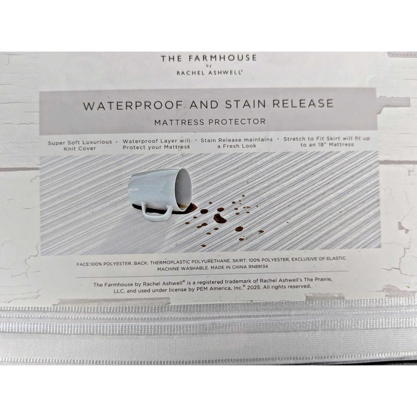The Farmhouse Rachel Ashwell WATERPROOF & STAIN RELEASE Mattress Protector TWIN
