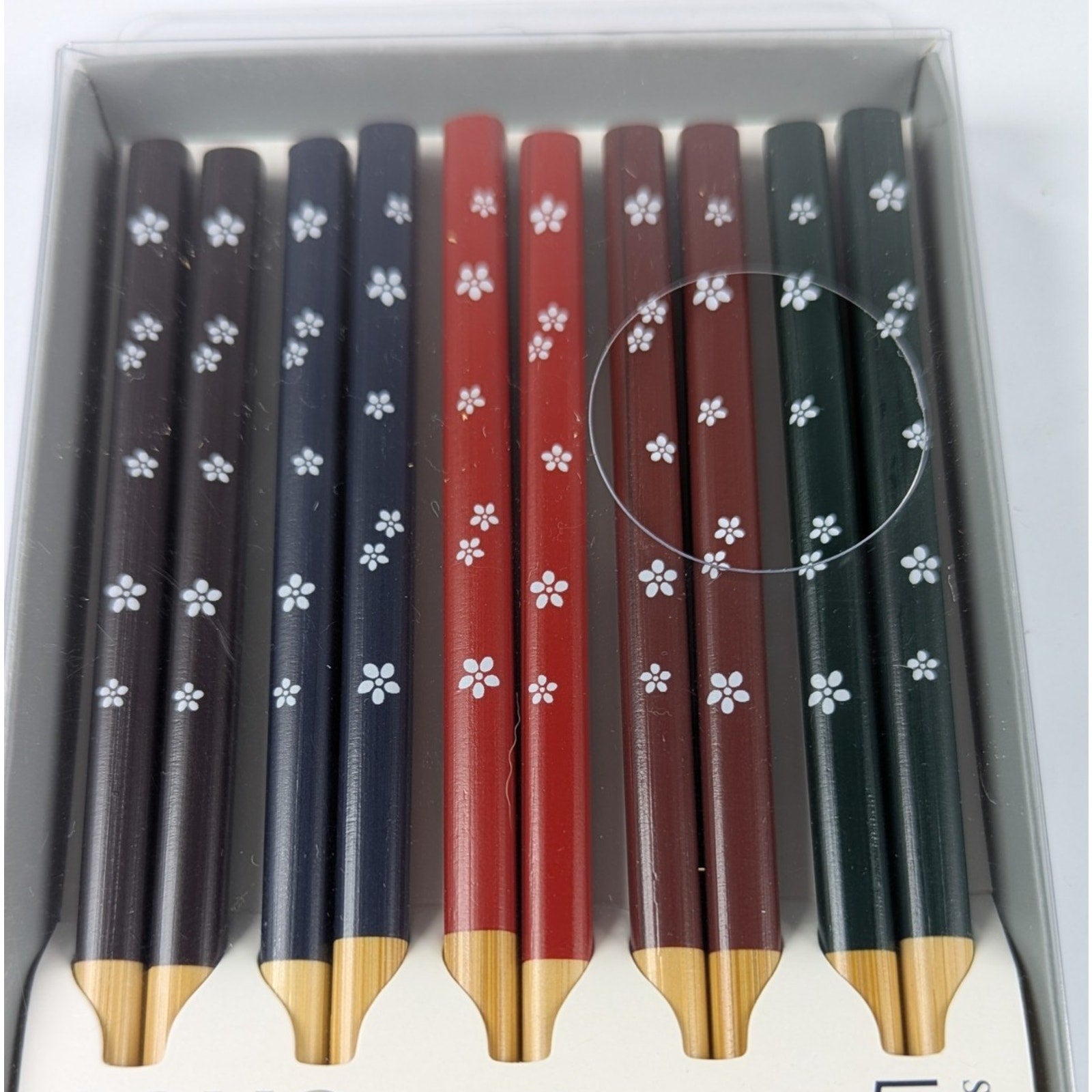 SOHO LOFT Set of 5 Durable Bamboo ChopSticks. White flower design. 5 colors