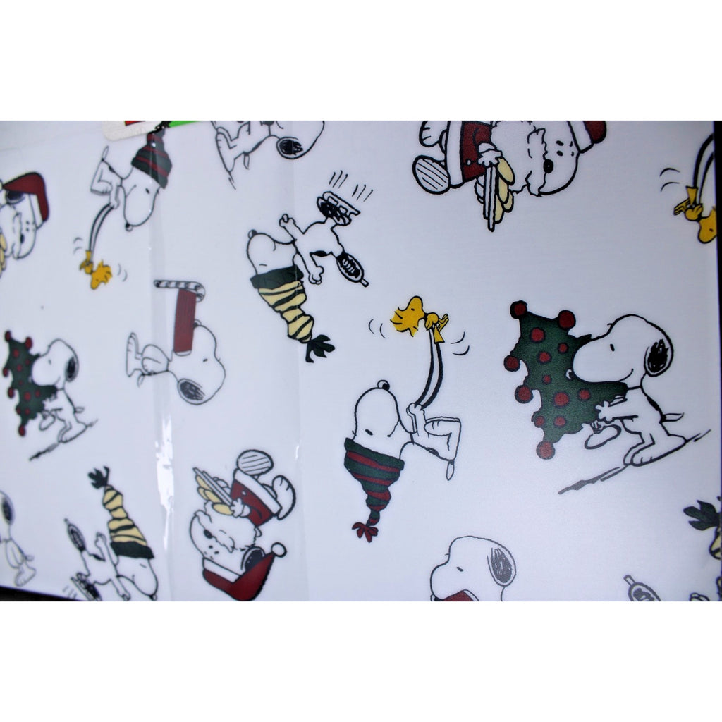 Peanuts Holiday 4-Pack Placemats Snoopy, Woodstock Christmas