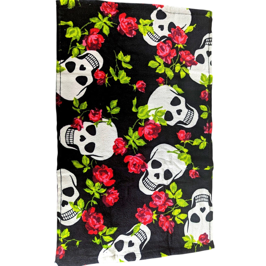 Betsey Johnson Skulls & Roses Black Red Hand towel 16"x26"
