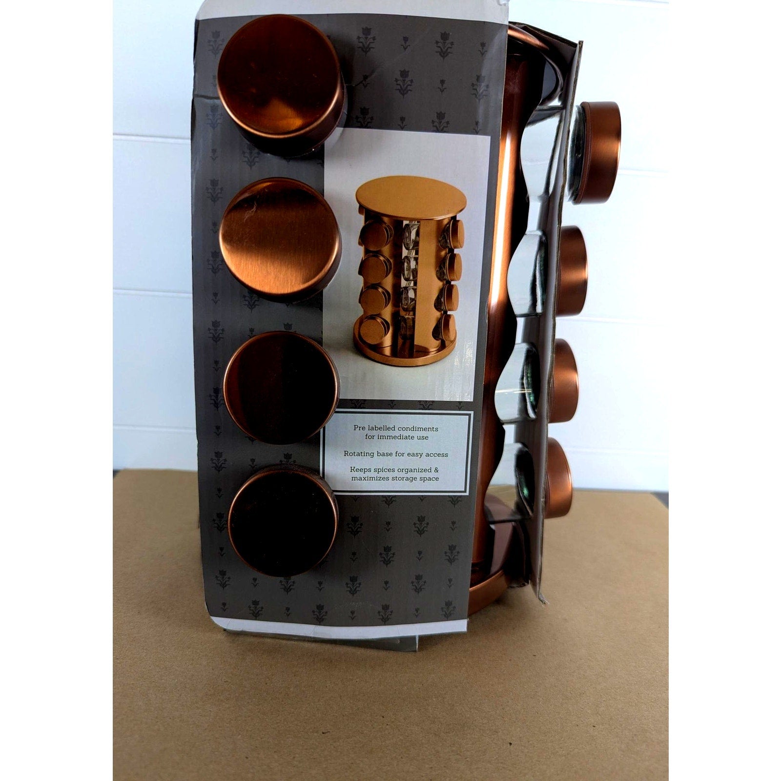 Revolving Spice Rack w/16 Jars w/ sifter caps, Rotating Carousel for Kitchen