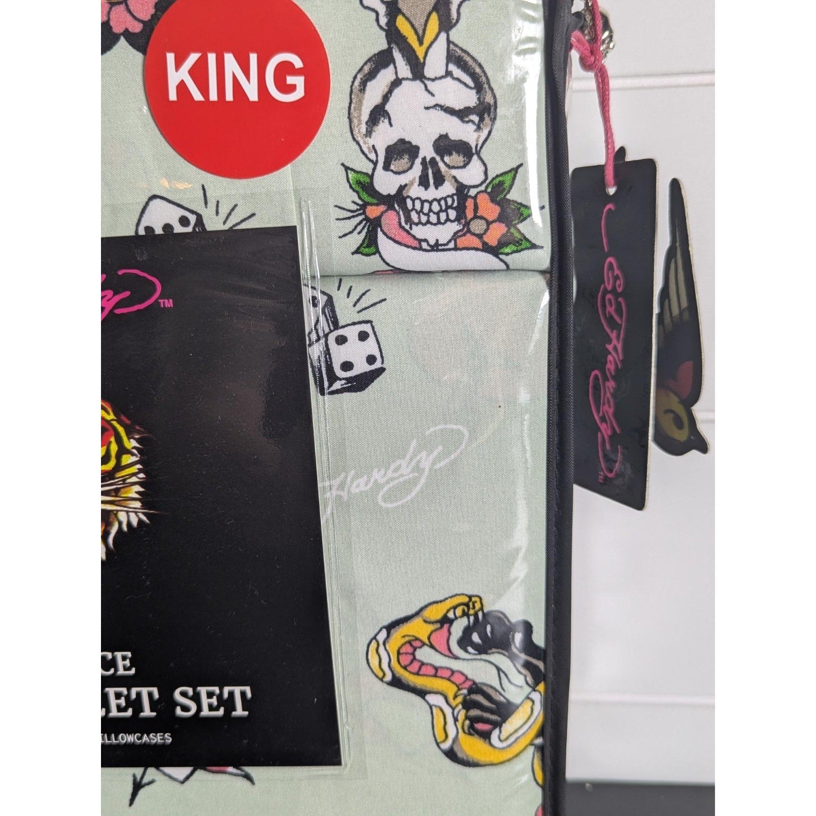 Ed Hardy 6-pc King Sheet Set w/4 Pillowcases, Skulls, Snake, Bird, Tiger- Green