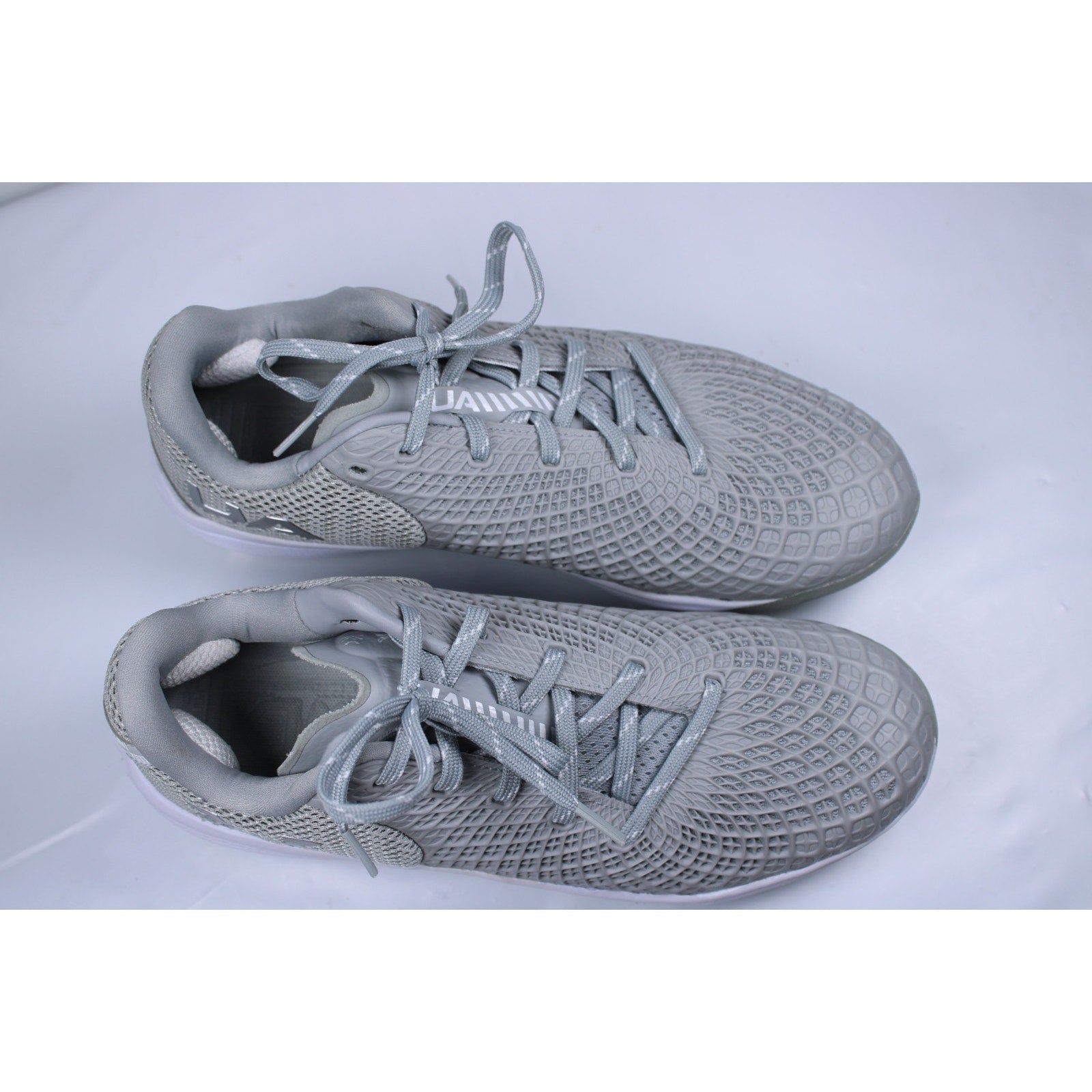 Under Armour Softball Spikes, Womens 11, 4216226973