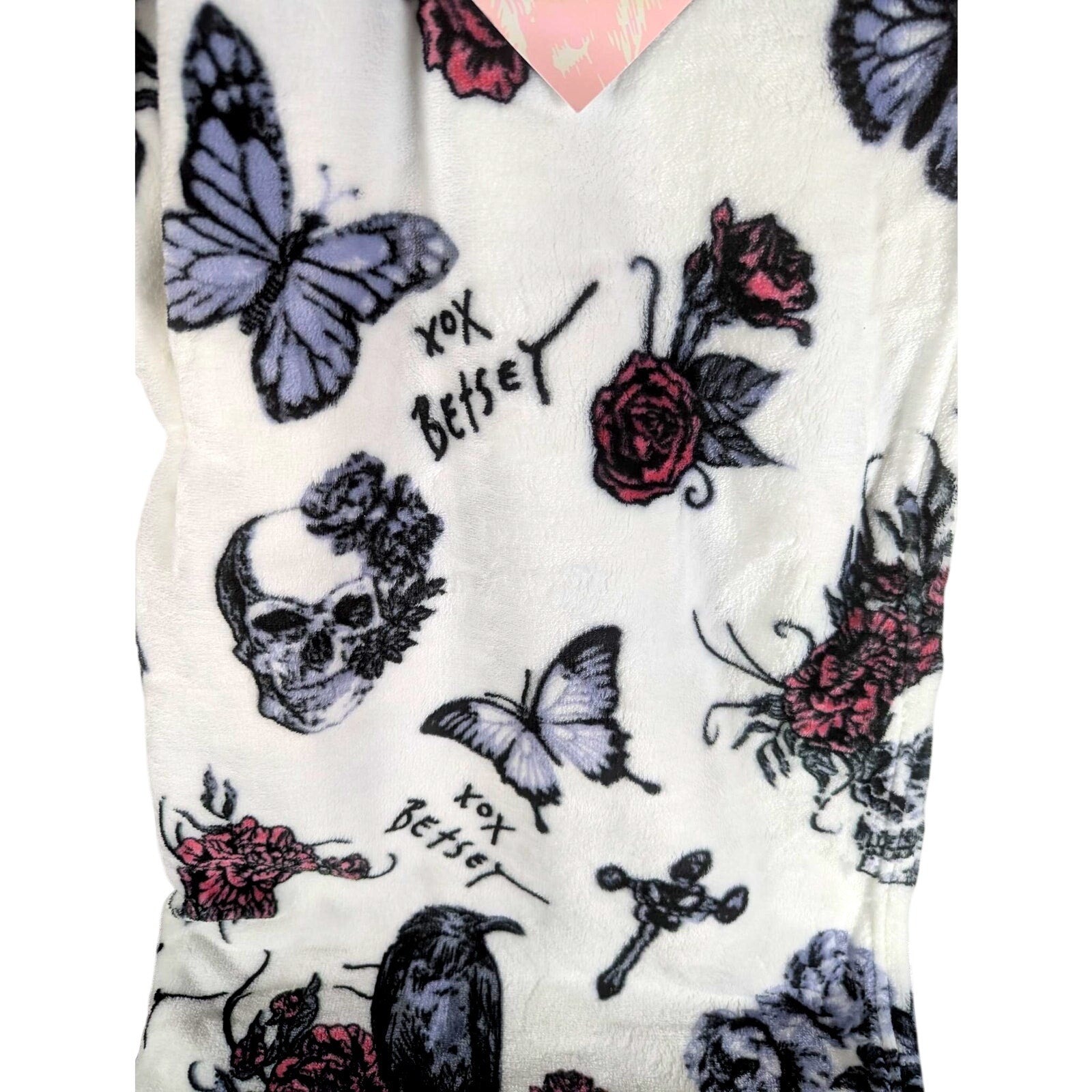 Betsey Johnson Ultra Soft Plush Throw 50x70, Skulls, Butterflies, Cross, Roses