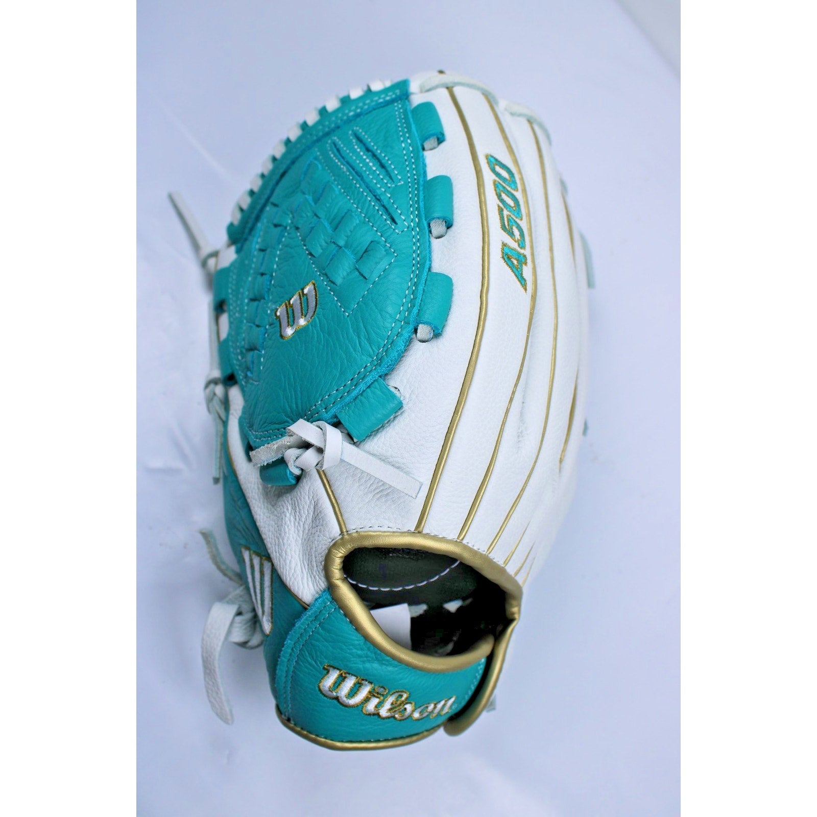 Wilson A500 Left Handed Throw 12.5” Baseball Glove White- Turquoise