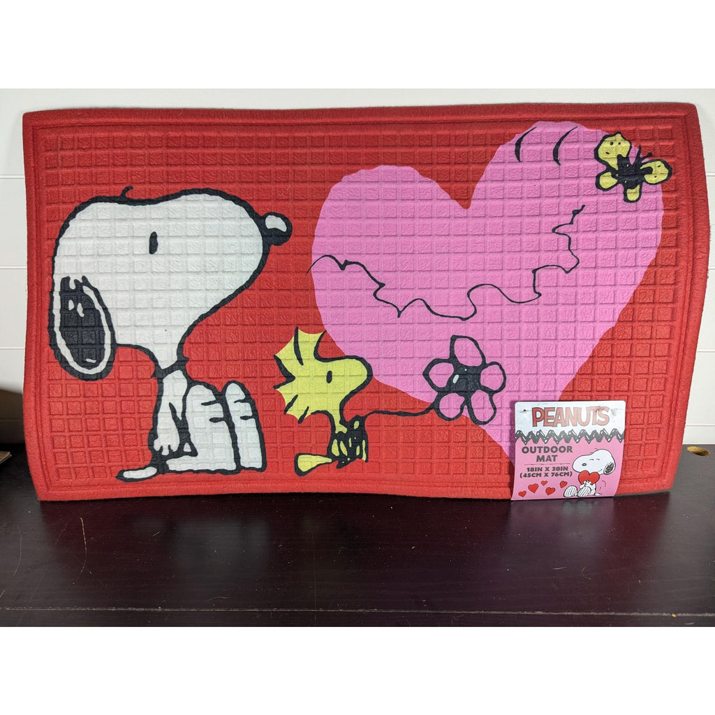 PEANUTS Outdoor Mat 18"x30" Snoopy & Woodstock, Hearts