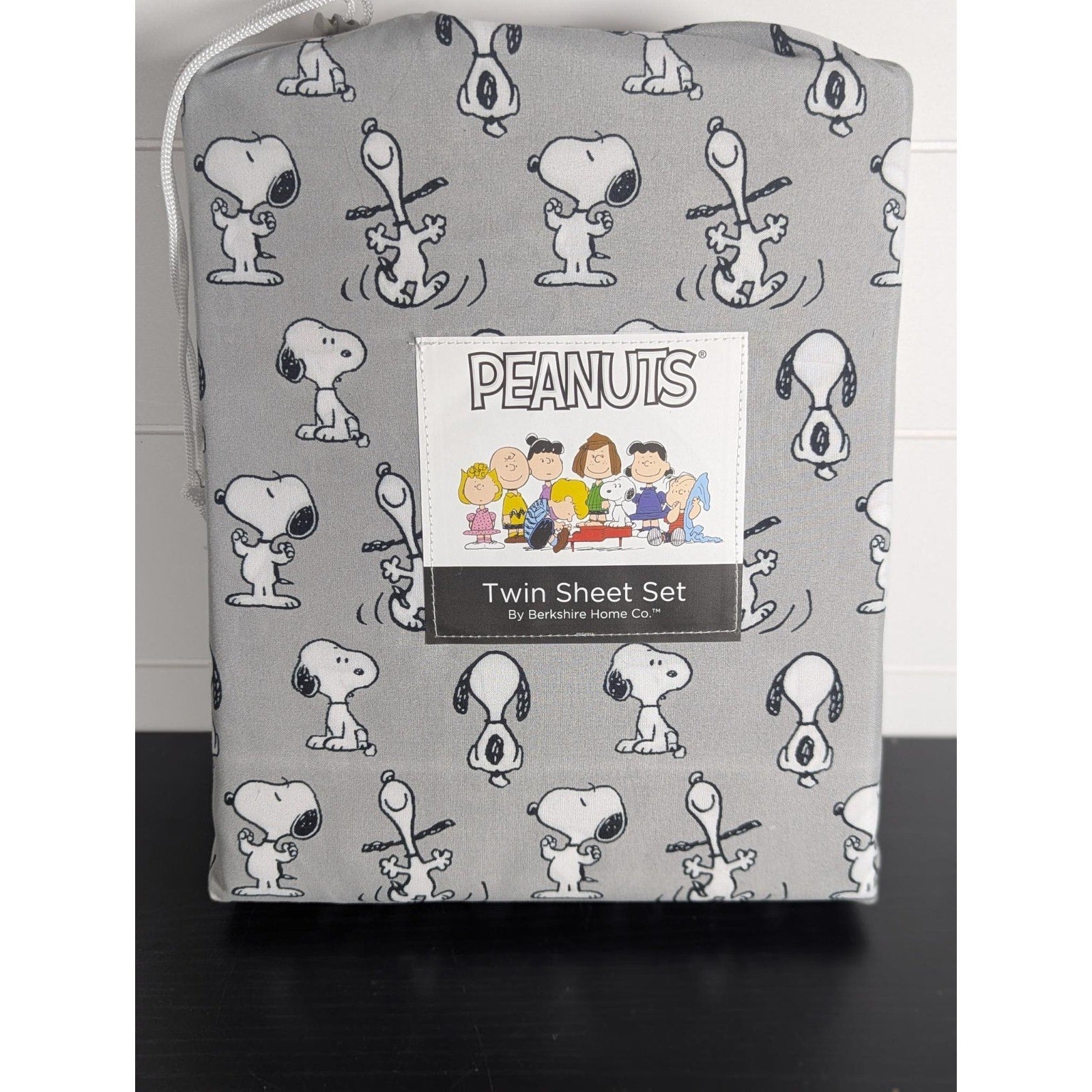 Peanuts Snoopy 4 pc Twin Sheet Set Prints Gray - New