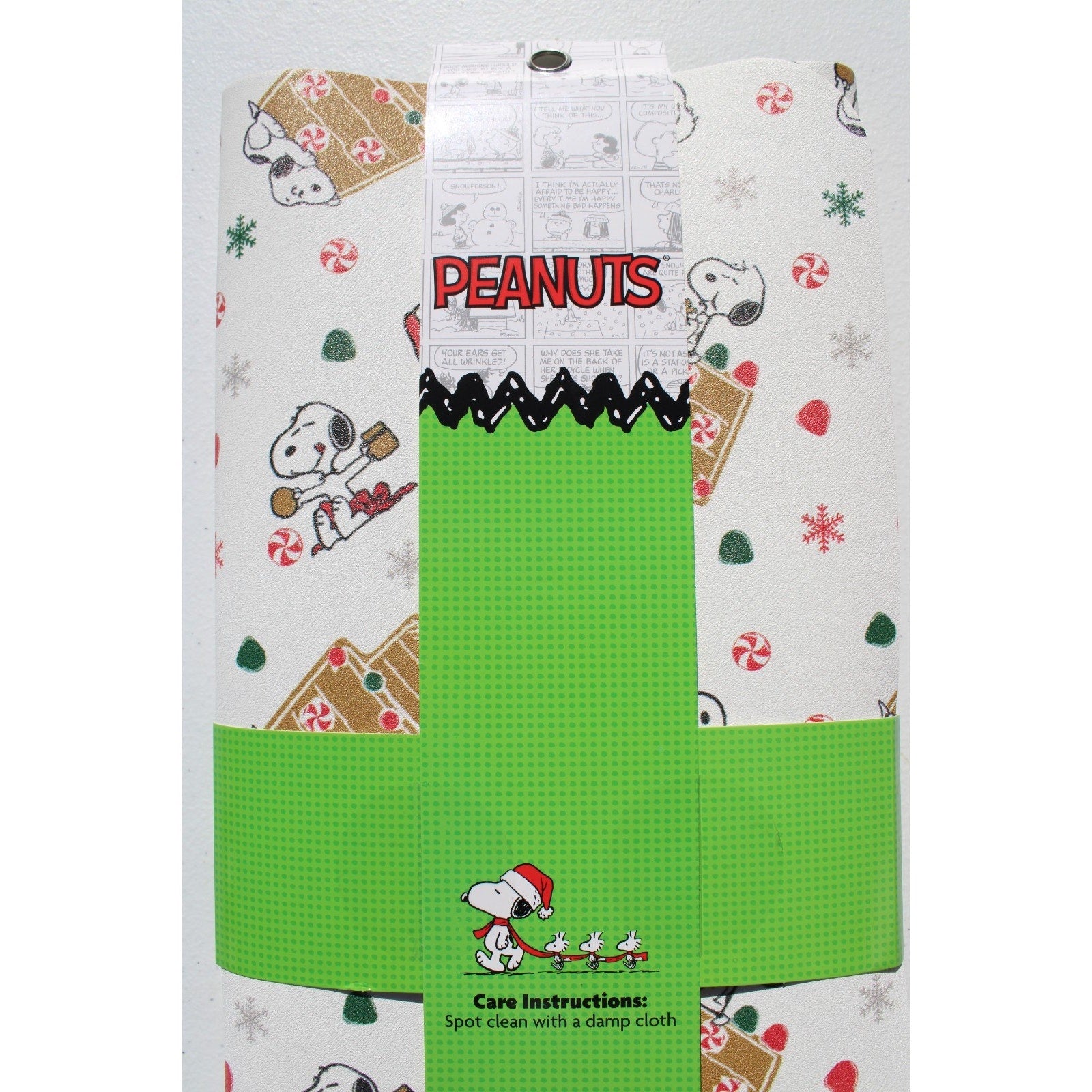 Peanuts Snoopy Christmas Candy Gingerbread Doghouse Dish Drying Mat 18x24