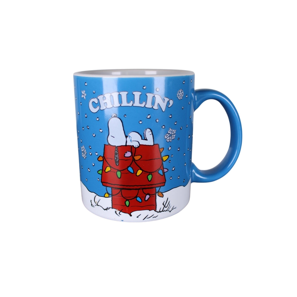 Peanuts Snoopy "Chillin" Doghouse Christmas Light Snowflakes Ceramic Mug 20 oz