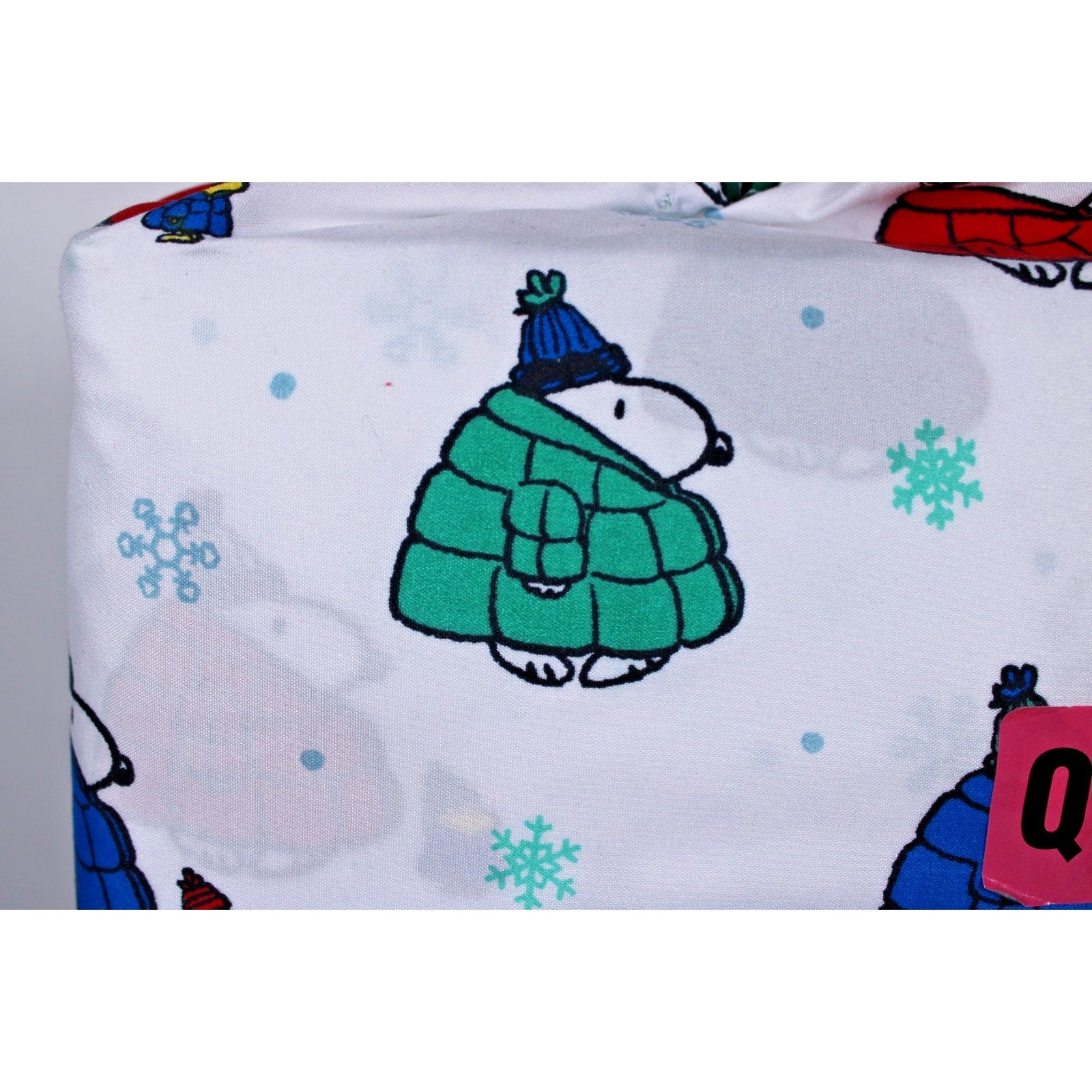 Snoopy Queen Sheet Set White Puffer Jacket Print