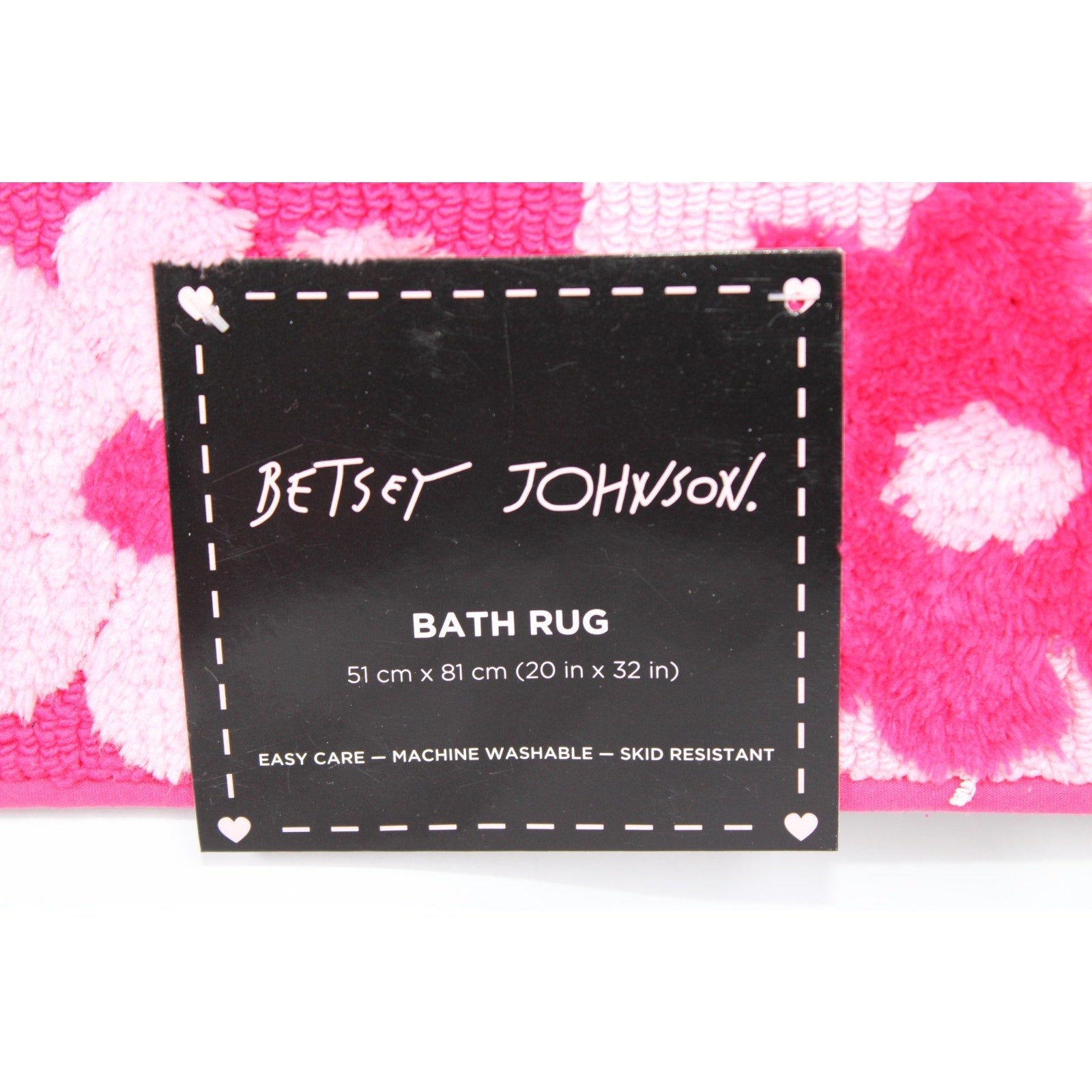 BETSEY JOHNSON PINK, HOT PINK DAISY CHECKER DESIGN BATH RUG - 20"X32"