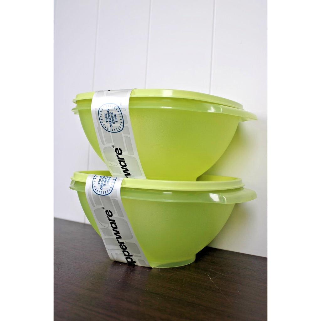 2pc Tupperware Servalier Bowl 5.25/ 1.3L Cups Lemon/Lime With Matching Seal