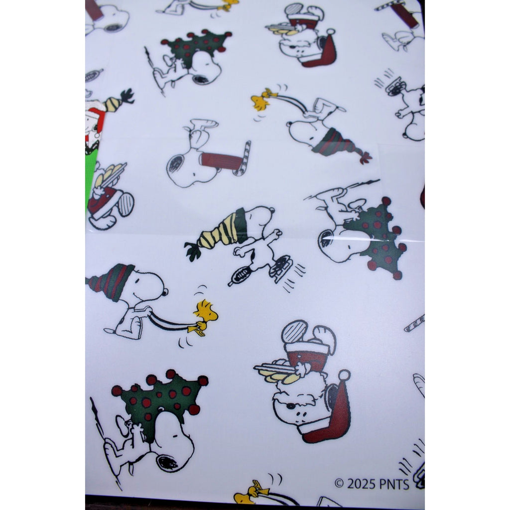 Peanuts Holiday 4-Pack Placemats Snoopy, Woodstock Christmas