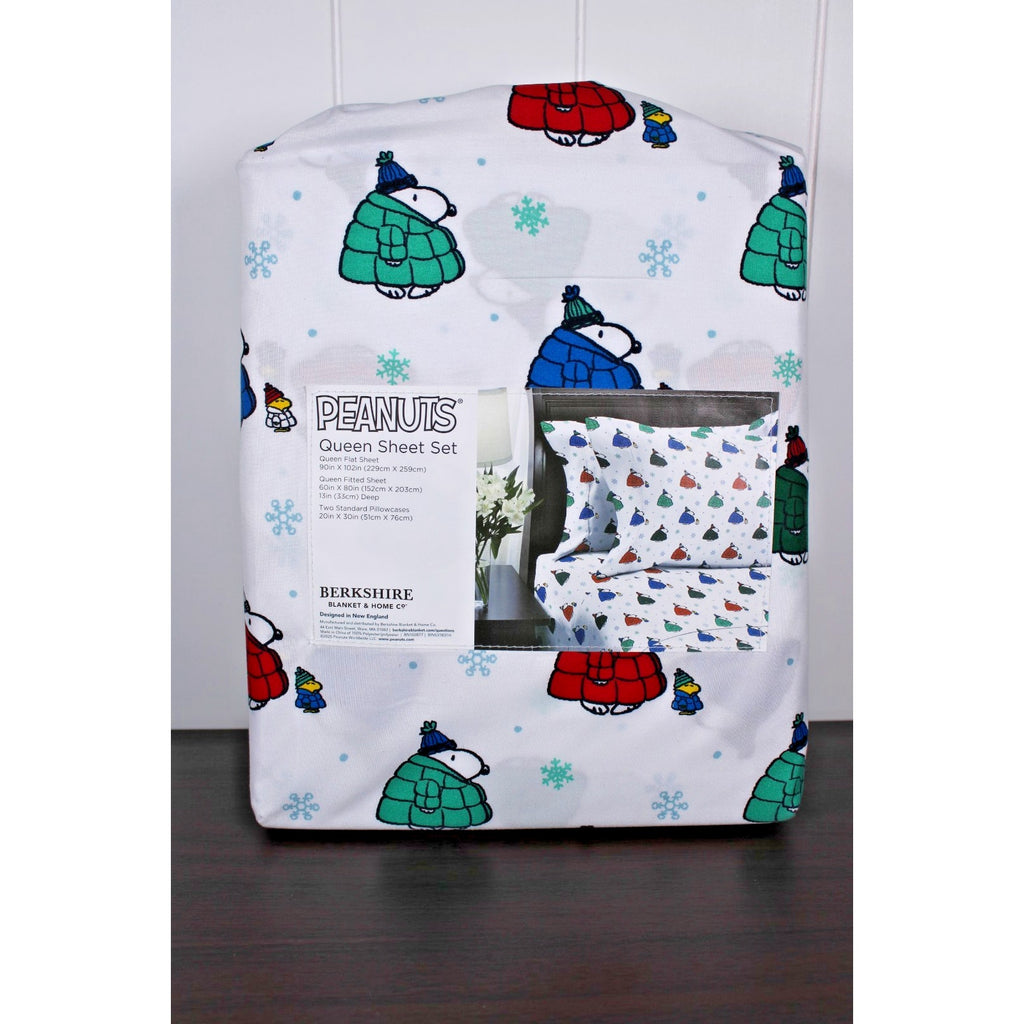 Snoopy Queen Sheet Set White Puffer Jacket Print