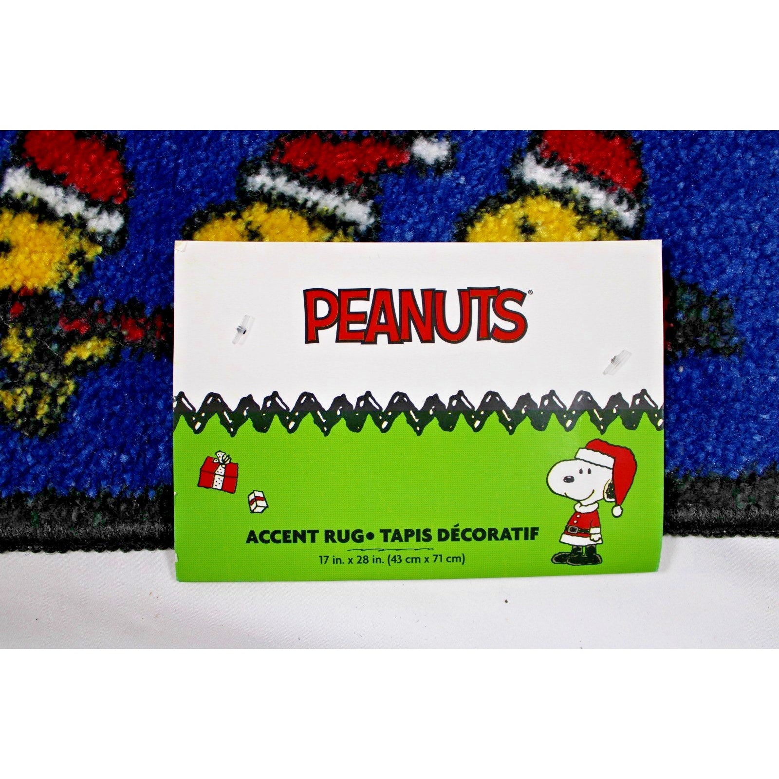 PEANUTS SNOOPY Charlie Brown & Woodstock, MERRY CHRISTMAS Bath accent rug 17x28