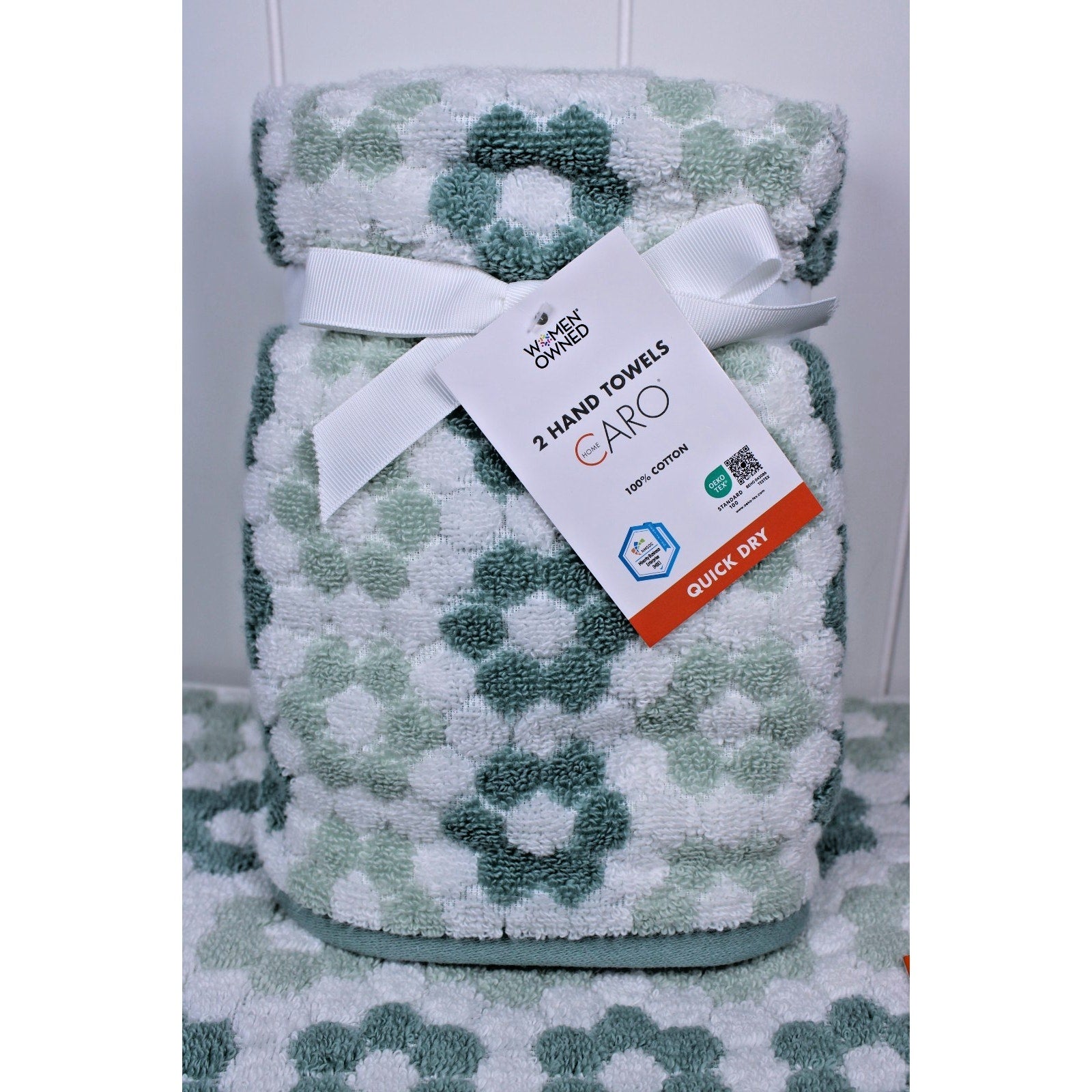 4pc CARO Home (2) Bath (2) Hand Towels Dark Sage, Daisies 100% Cotton, Quick Dry