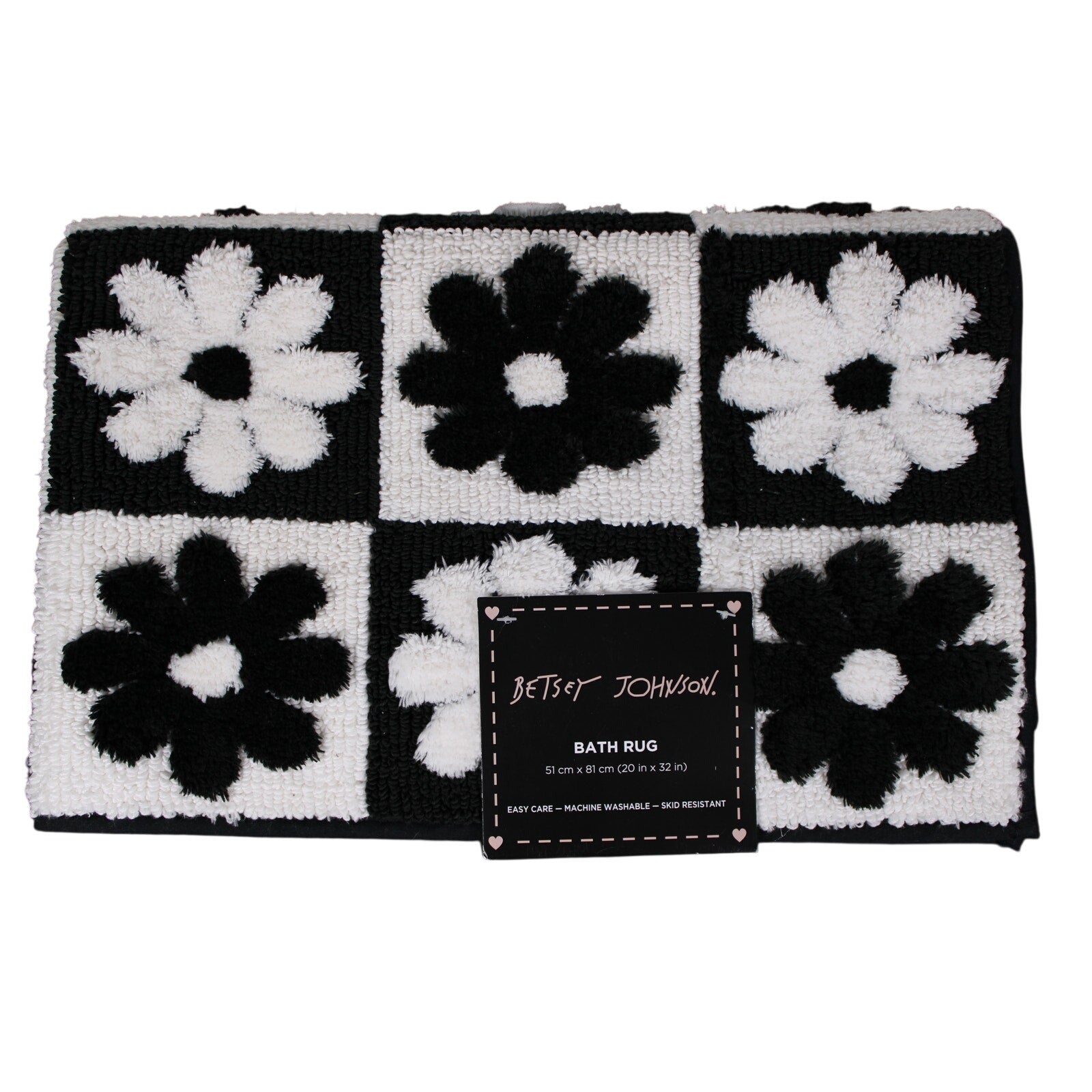 BETSEY JOHNSON, BLACK & WHITE DAISY CHECKER DESIGN BATH RUG - 20"X32"